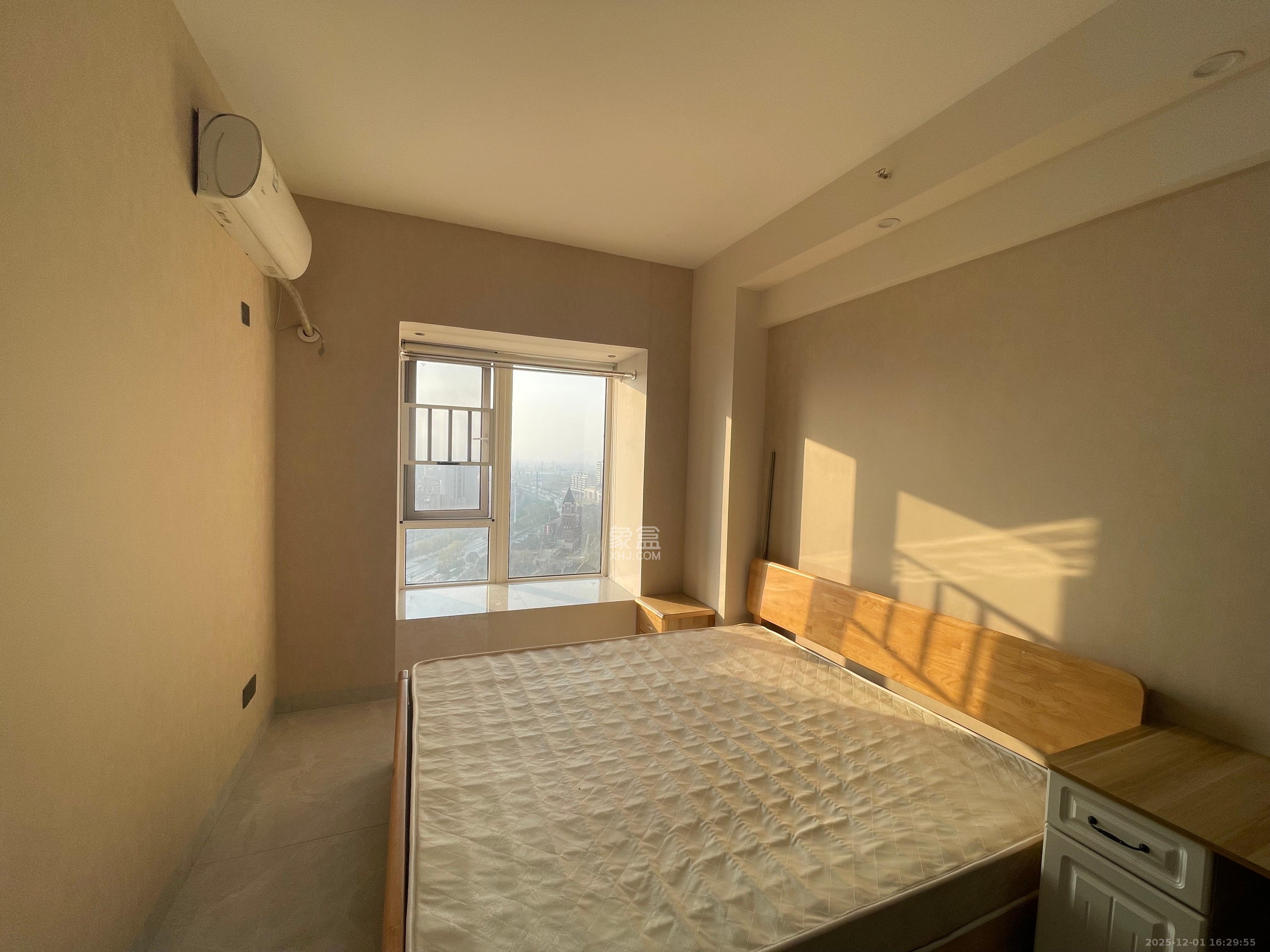 保利香槟国际  1室0厅0卫    1200.0元/月室内图