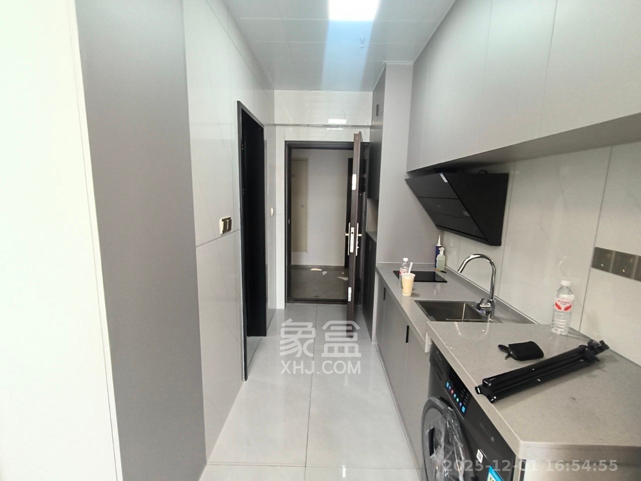 鄱阳汇金中心  1室0厅0卫    1500.0元/月室内图