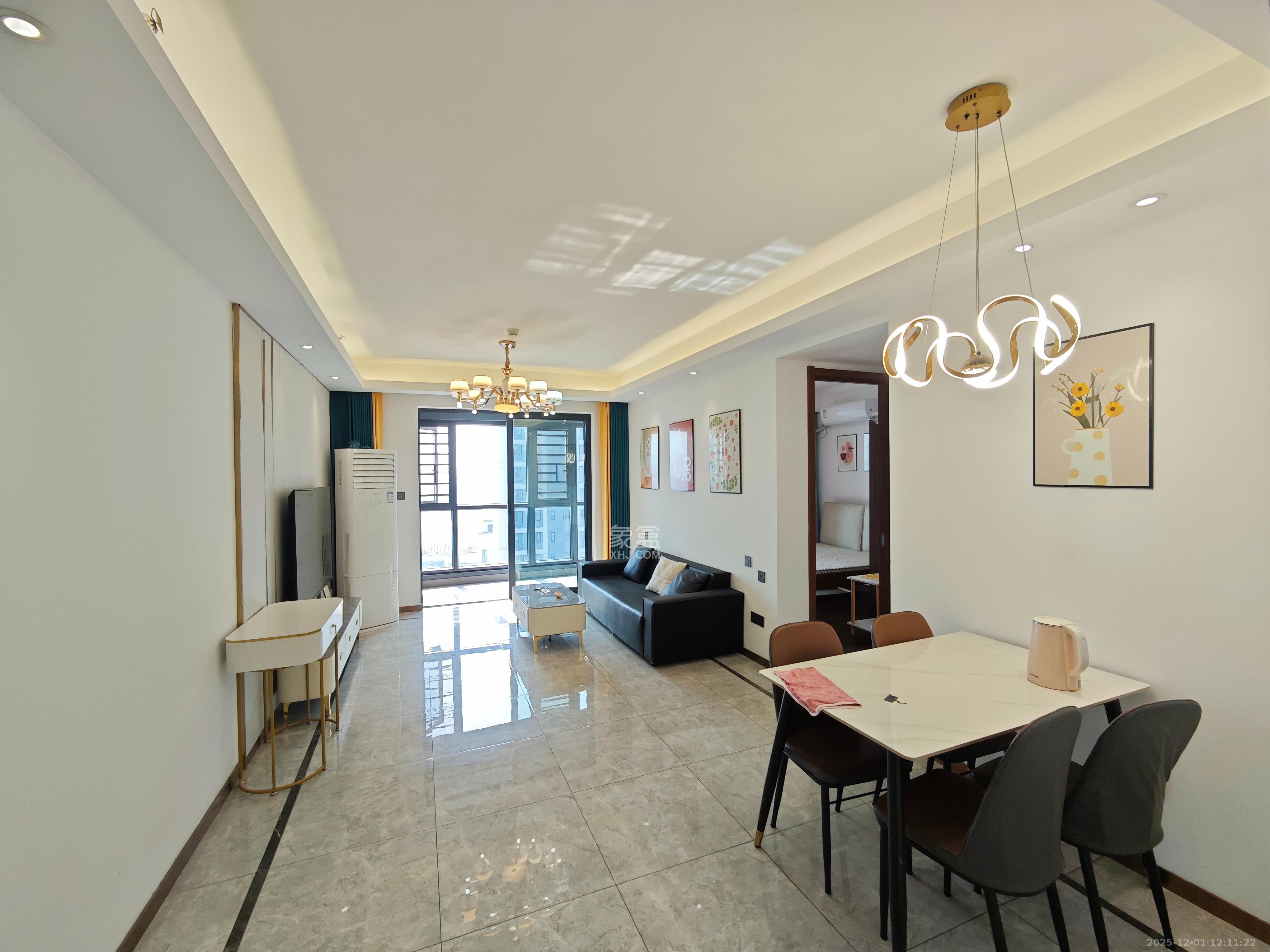 梅溪悦章  3室2厅1卫    3199.0元/月