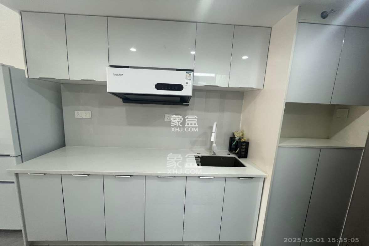 卓越江岸 2室2厅1卫 2400.0元/月 卓越江岸 2室2厅1卫 2400.0元/月室内图