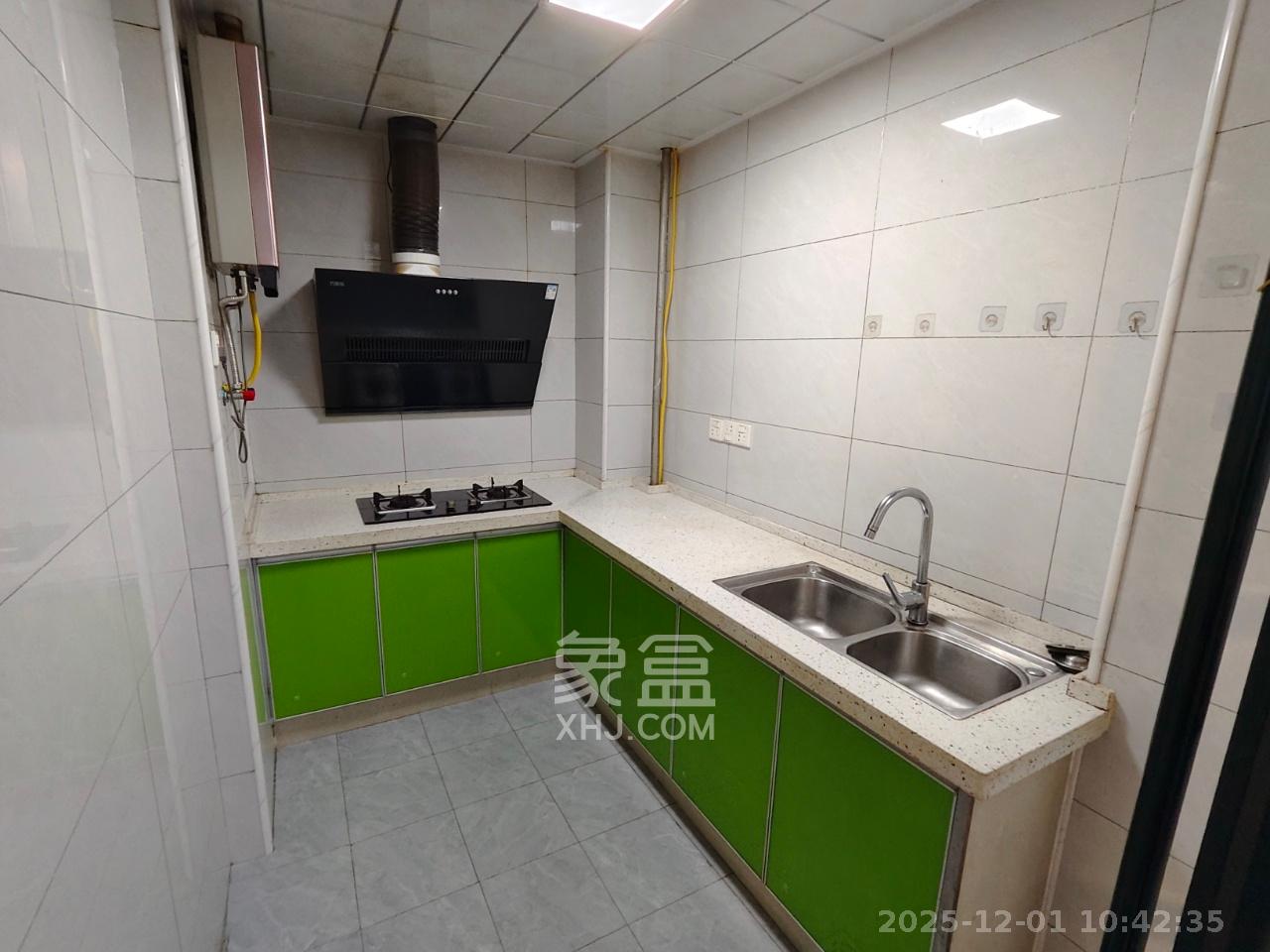 丽发新城 1室0厅0卫 1400.0元/月 丽发新城 1室0厅0卫 1400.0元/月室内图