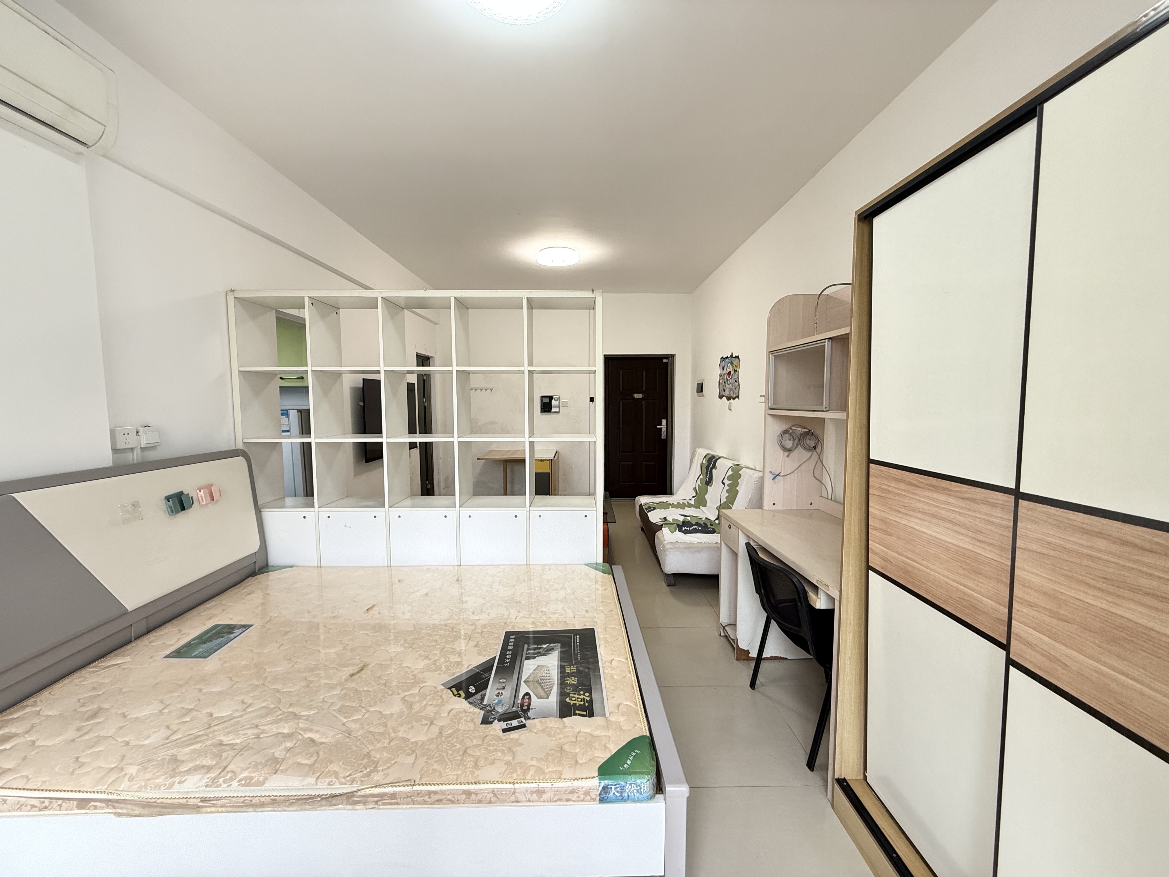 耀江花园  1室0厅1卫    1600.0元/月