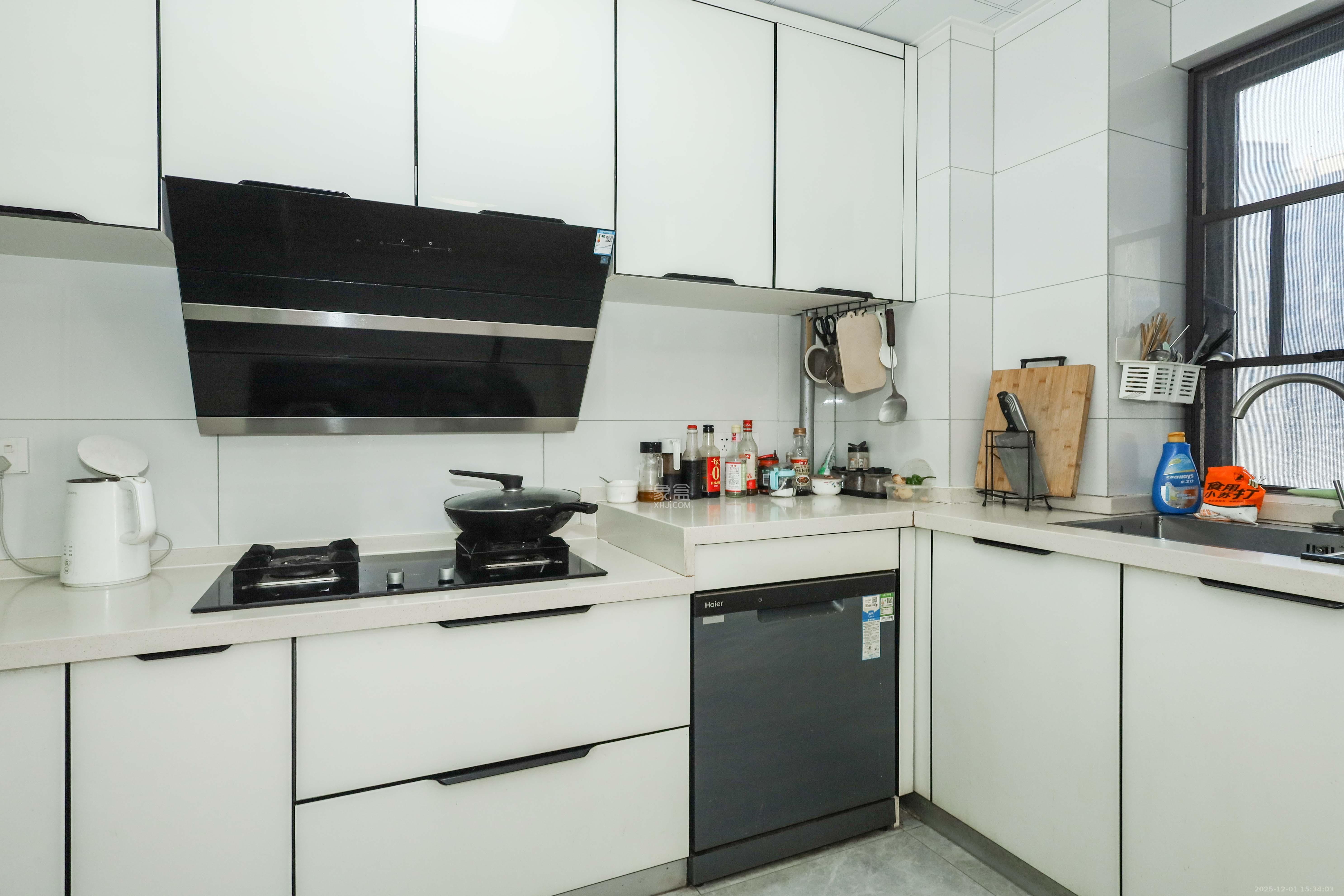 中国铁建梅溪青秀三期  4室2厅2卫    197.0万厨房