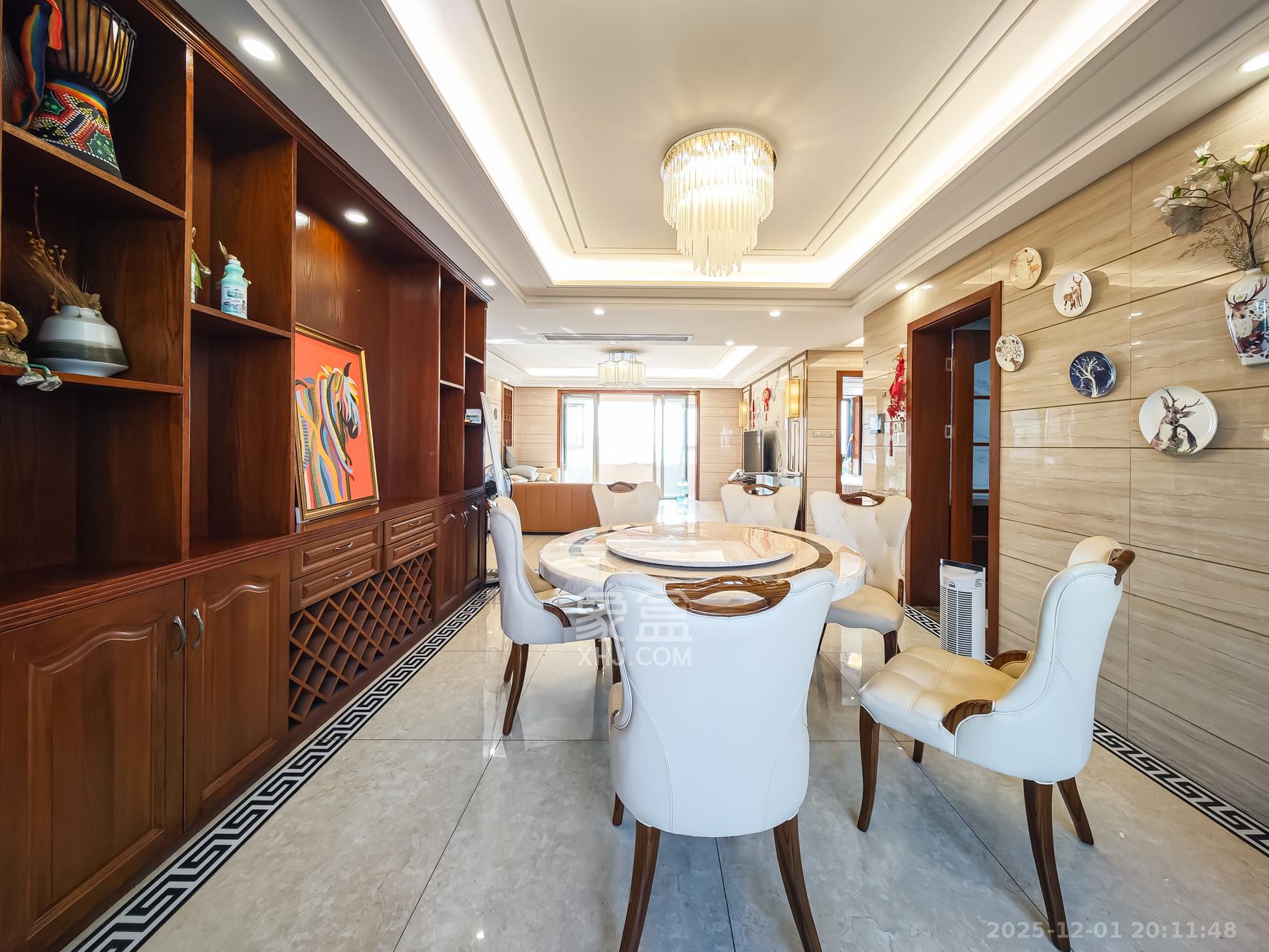 楚天逸品 5室2厅4卫 328.0万 楚天逸品 5室2厅4卫 328.0万其他