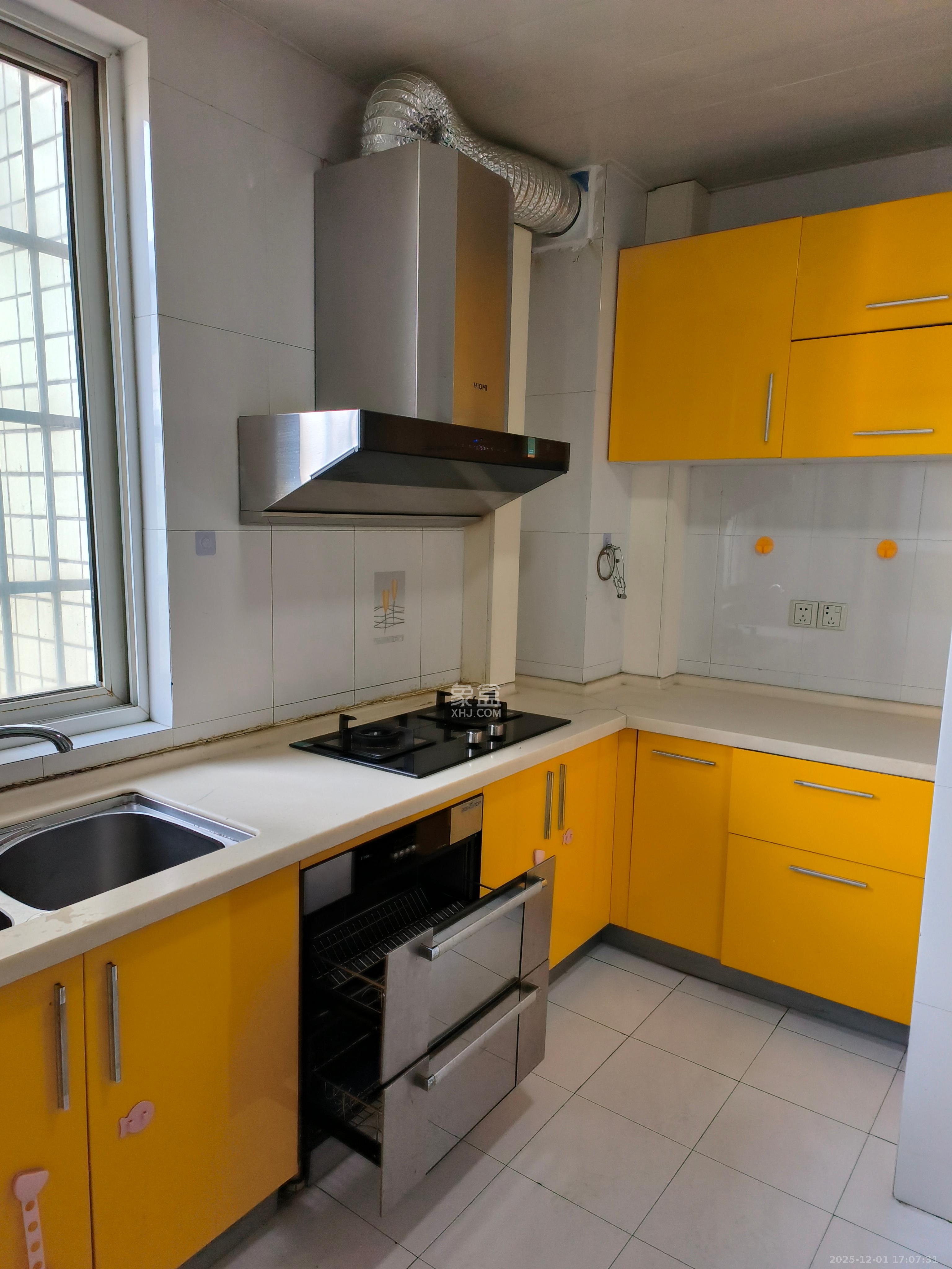 滨湖嘉园(湖滨小区) 1室0厅0卫 2600.0元/月 滨湖嘉园(湖滨小区) 1室0厅0卫 2600.0元/月室内图