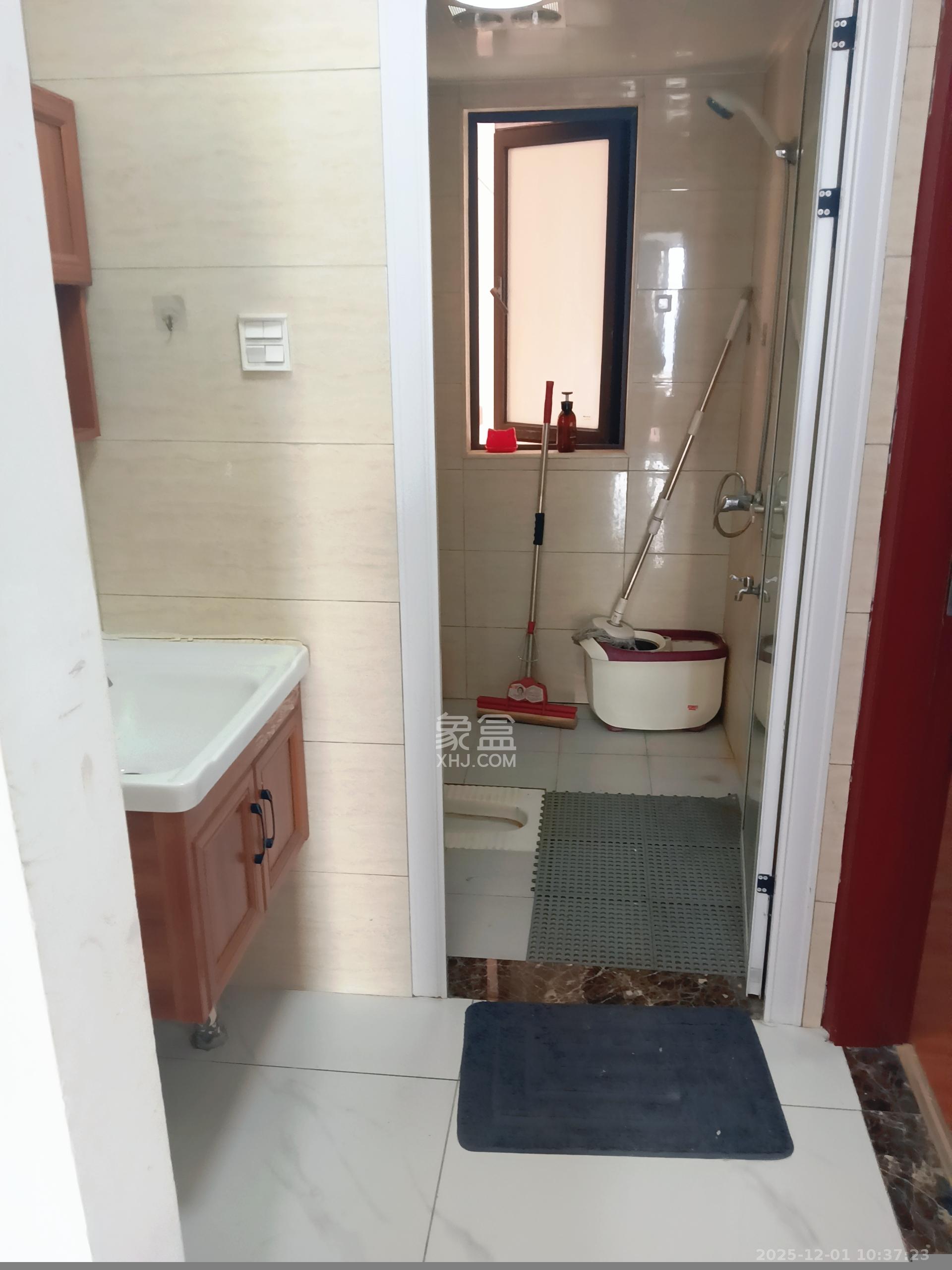 合能枫丹丽舍（柏悦名苑)  3室2厅2卫    2500.0元/月室内图