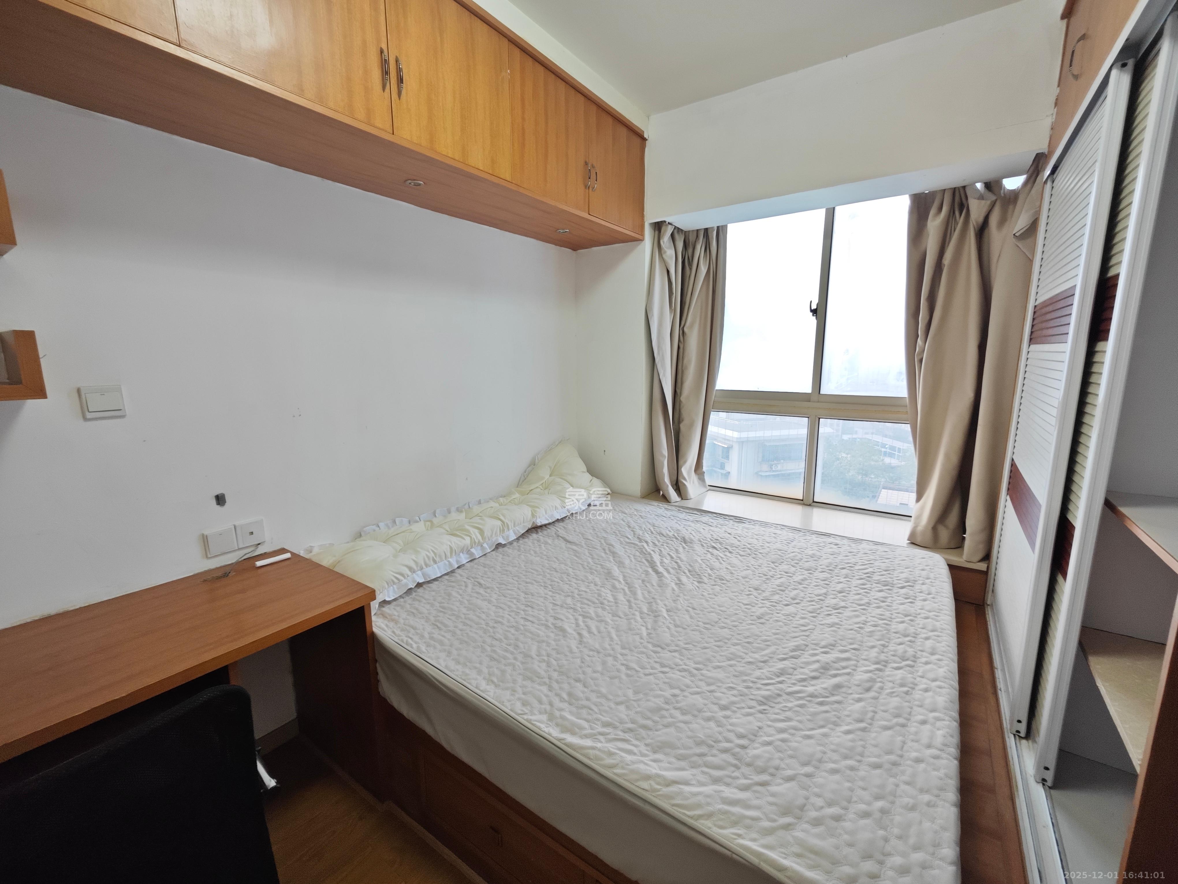 白沙晶城  1室1厅1卫    1700.0元/月