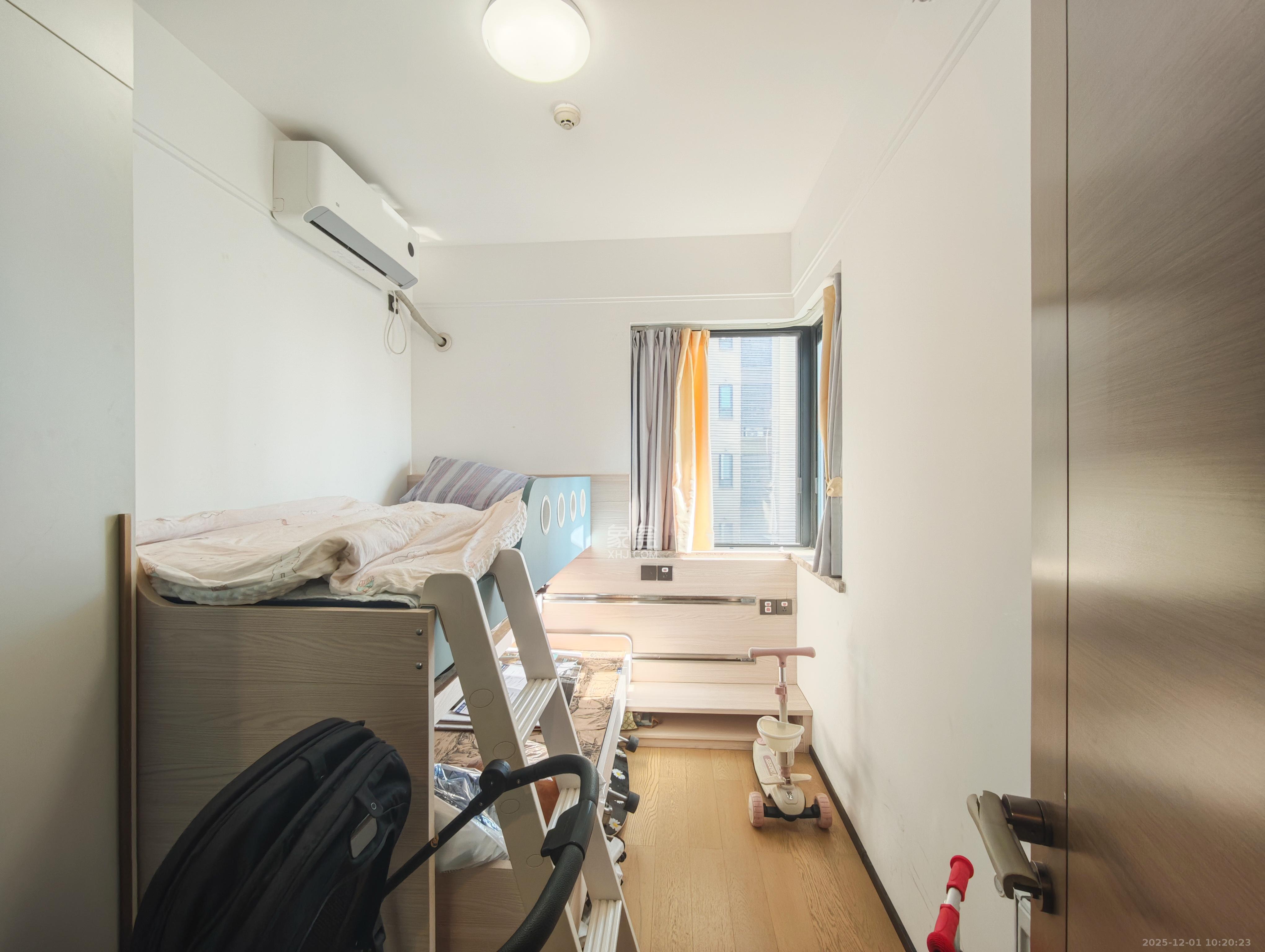 万科魅力之城天阔里 3室2厅2卫 102.8万 万科魅力之城天阔里 3室2厅2卫 102.8万卧室