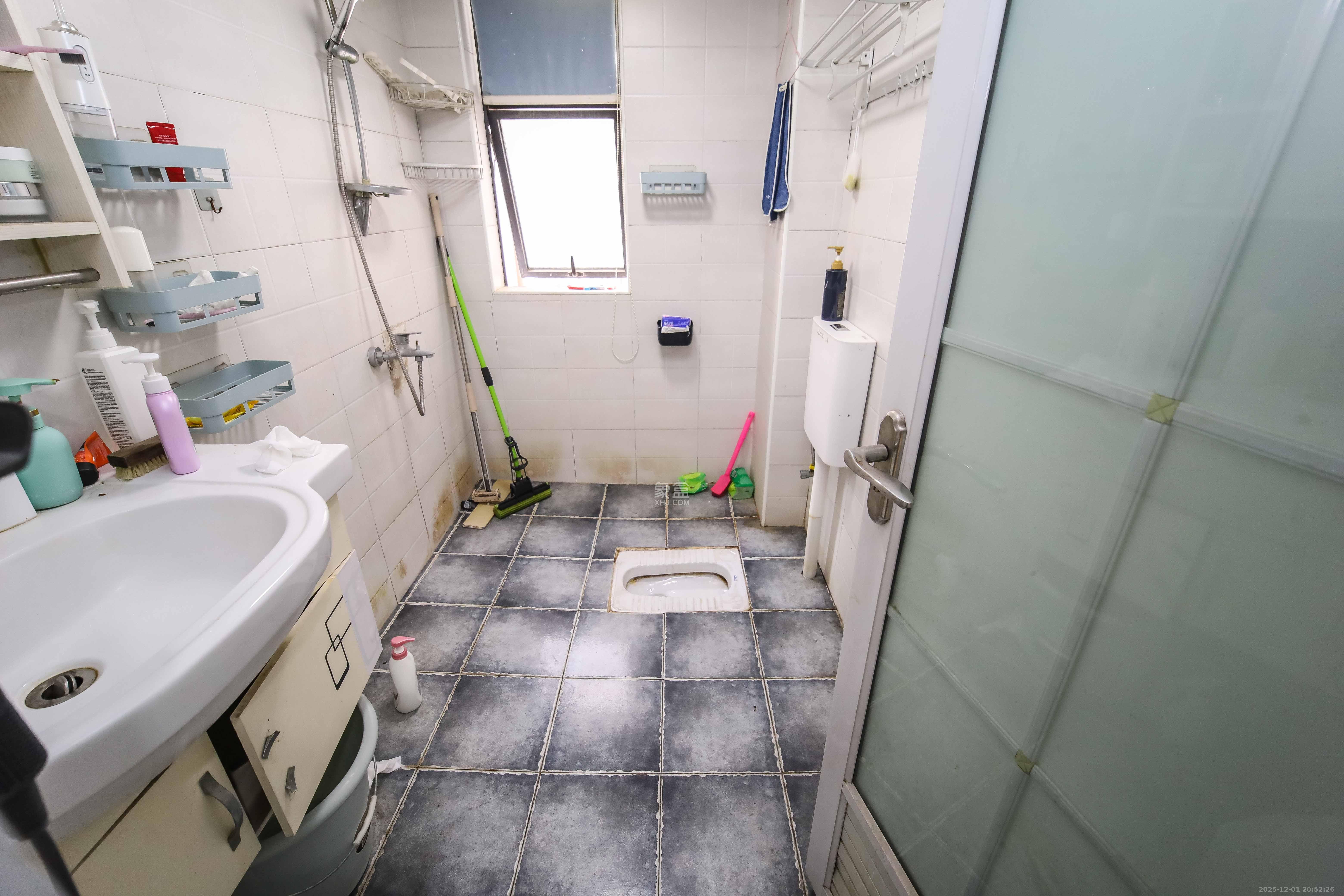 鸿基橄榄君庭 3室1厅1卫 85.0万 鸿基橄榄君庭 3室1厅1卫 85.0万卫生间