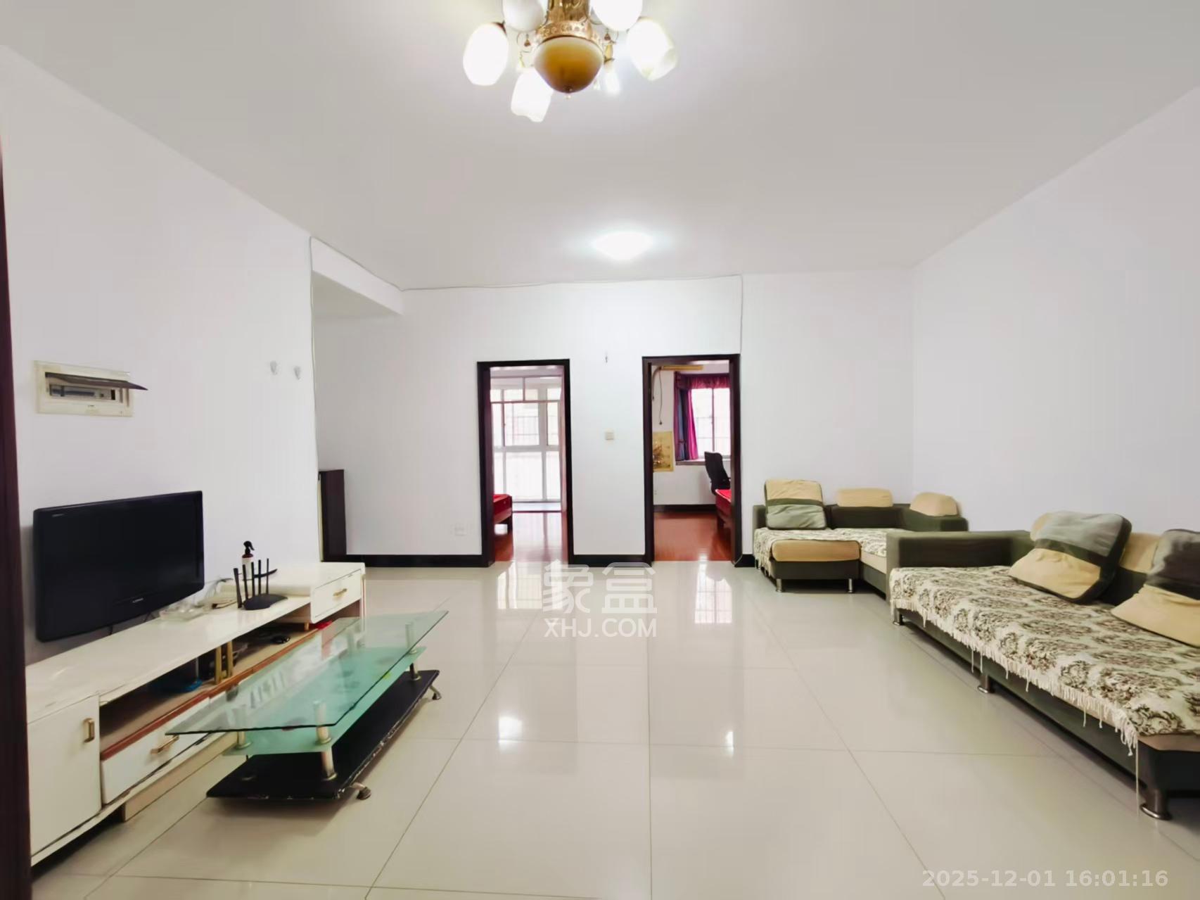 湘绣城  2室2厅1卫    1400.0元/月室内图