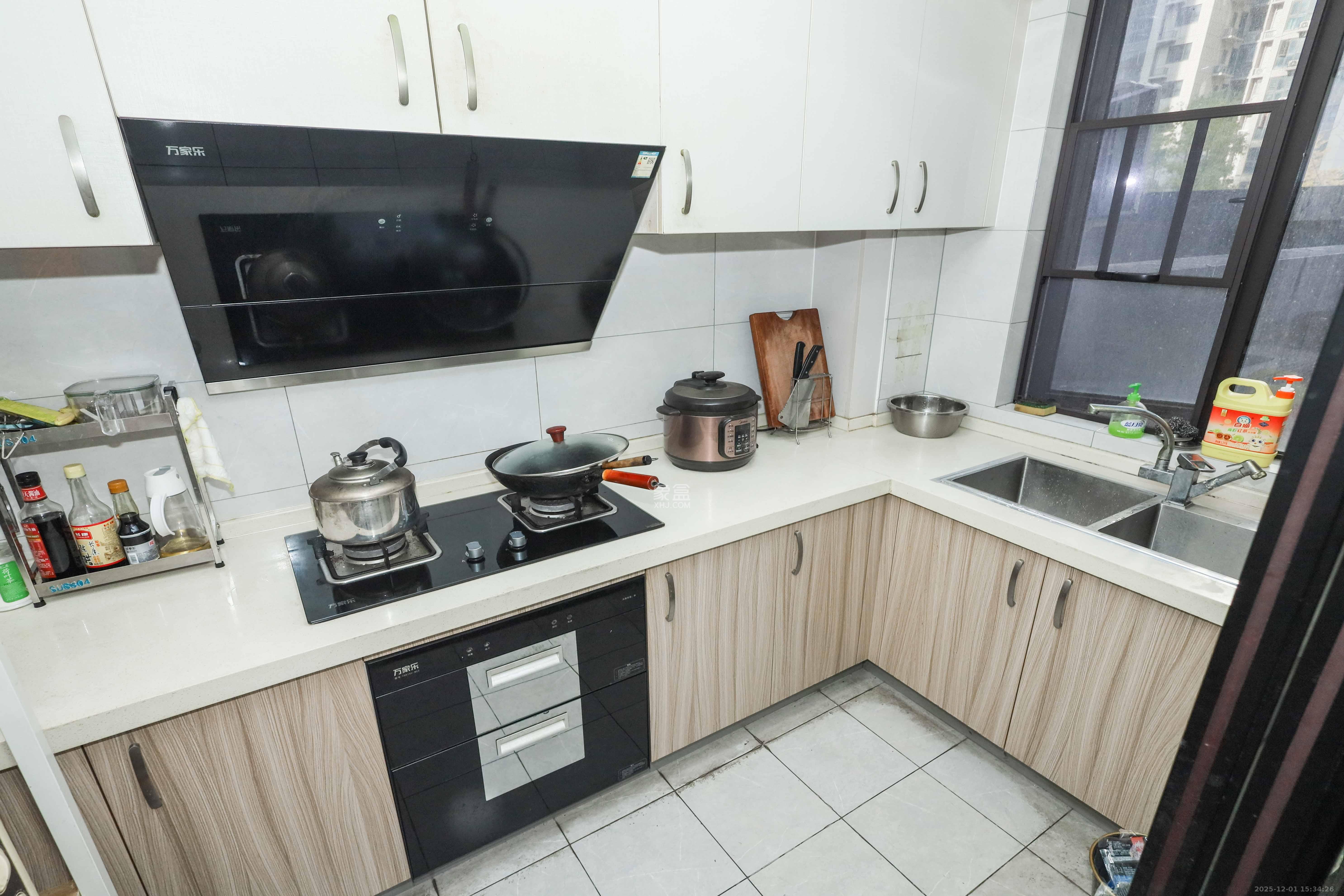 中国铁建梅溪青秀二期 4室2厅2卫 152.0万 中国铁建梅溪青秀二期 4室2厅2卫 152.0万厨房