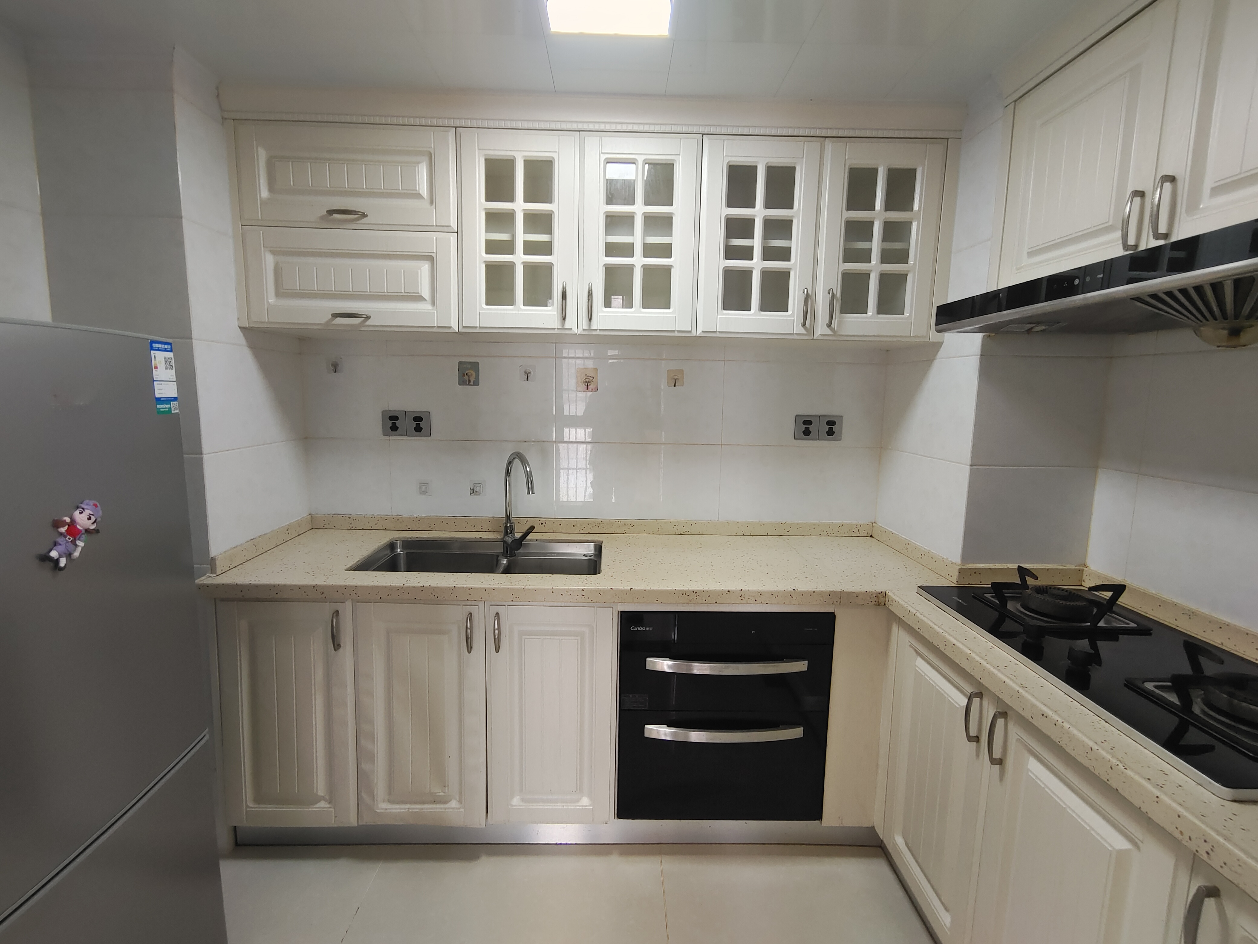 昌茂城邦  2室1厅1卫    2600.0元/月室内图