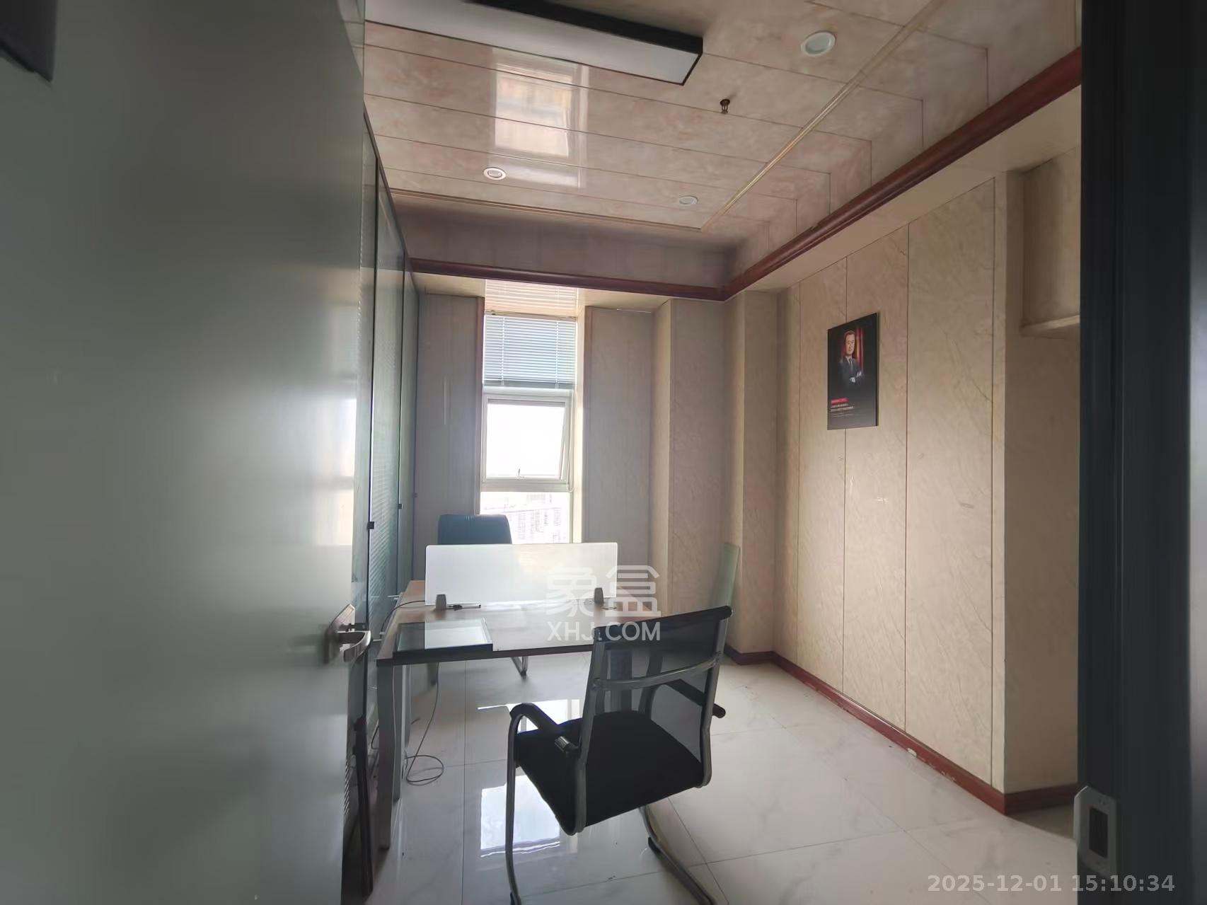 高信向日葵   160.0㎡      9000.0元/月室内图