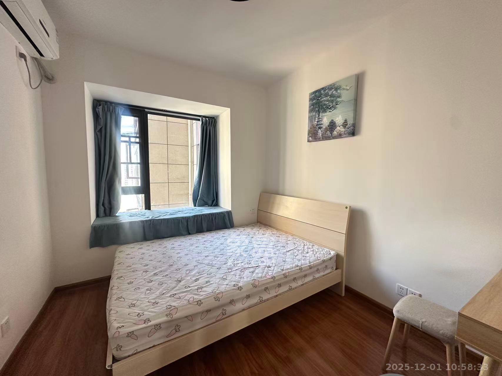 保利大都汇一期、二期  4室2厅2卫    3300.0元/月室内图