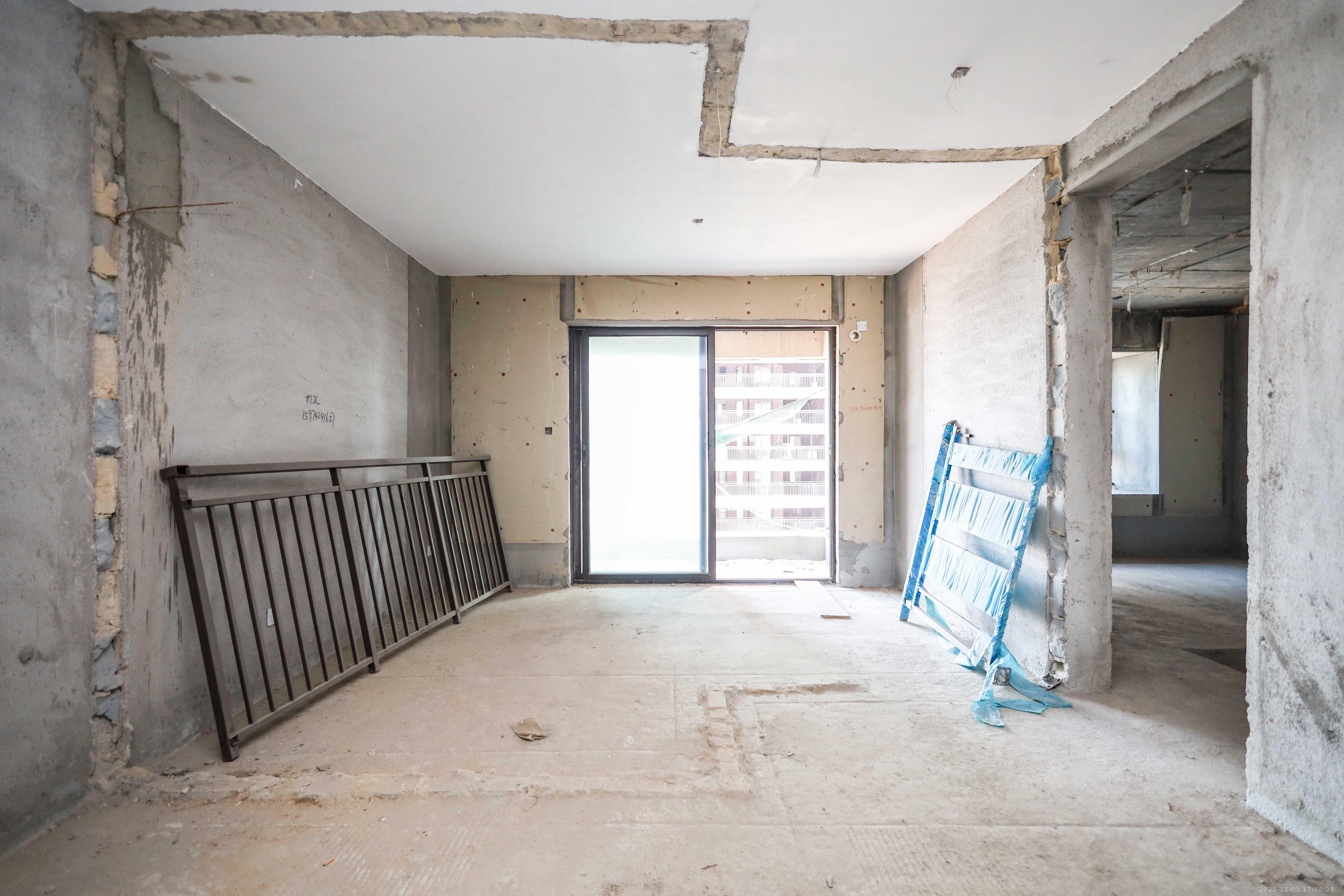 金辉优步花园  3室2厅1卫    102.0万