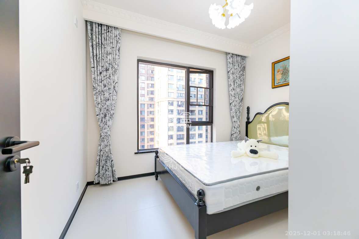 润和又一城 4室2厅2卫 106.8万 润和又一城 4室2厅2卫 106.8万卧室