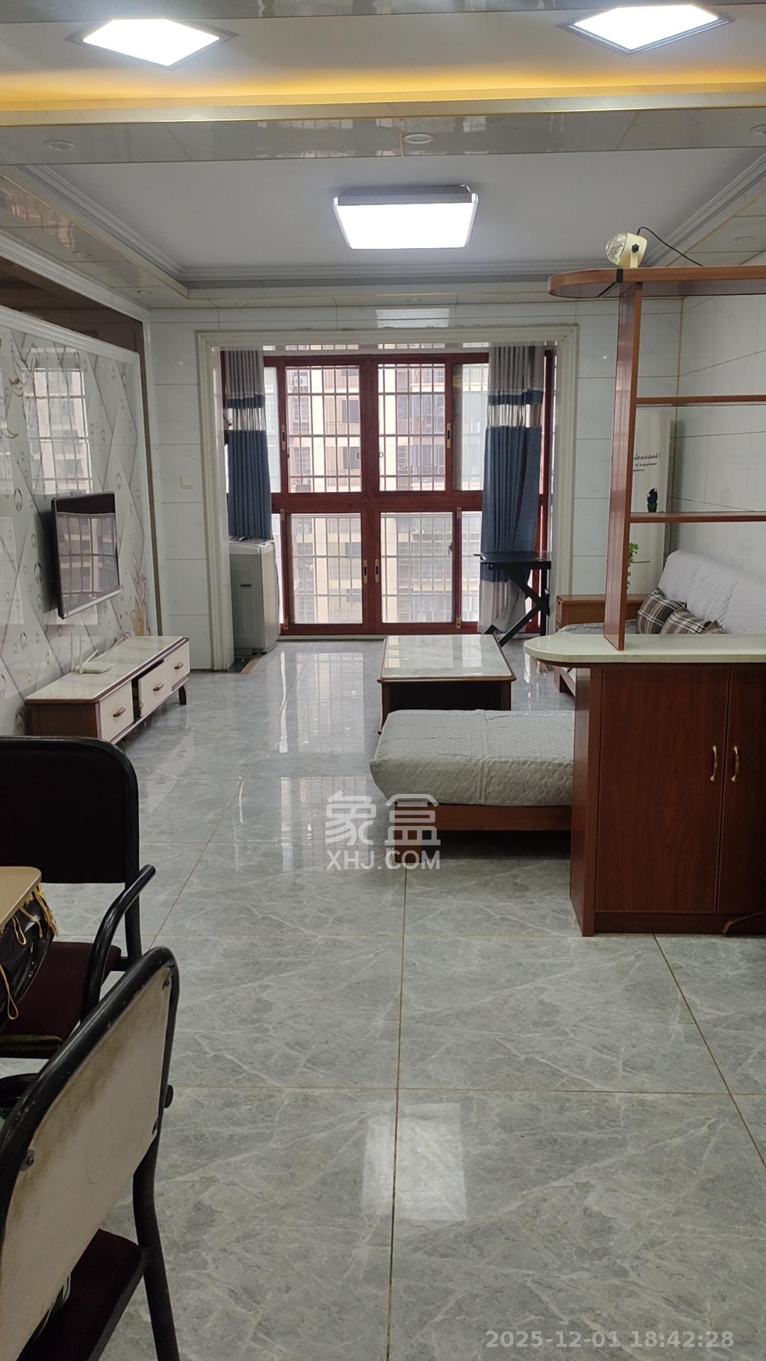 桥头家苑一期  2室1厅1卫    1700.0元/月