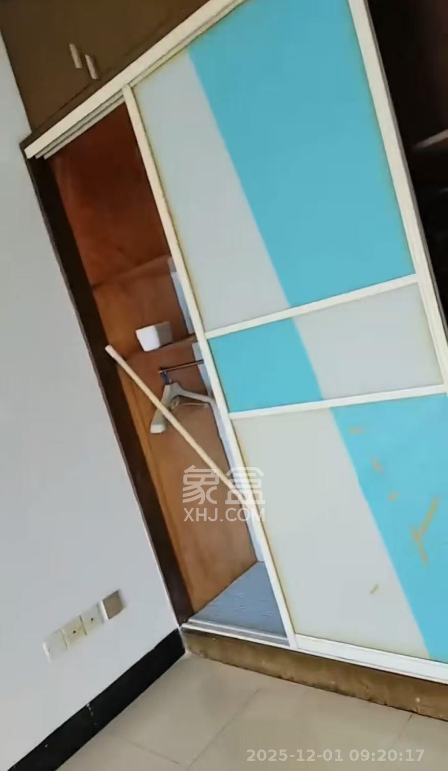 东一时区  1室1厅1卫    1200.0元/月室内图