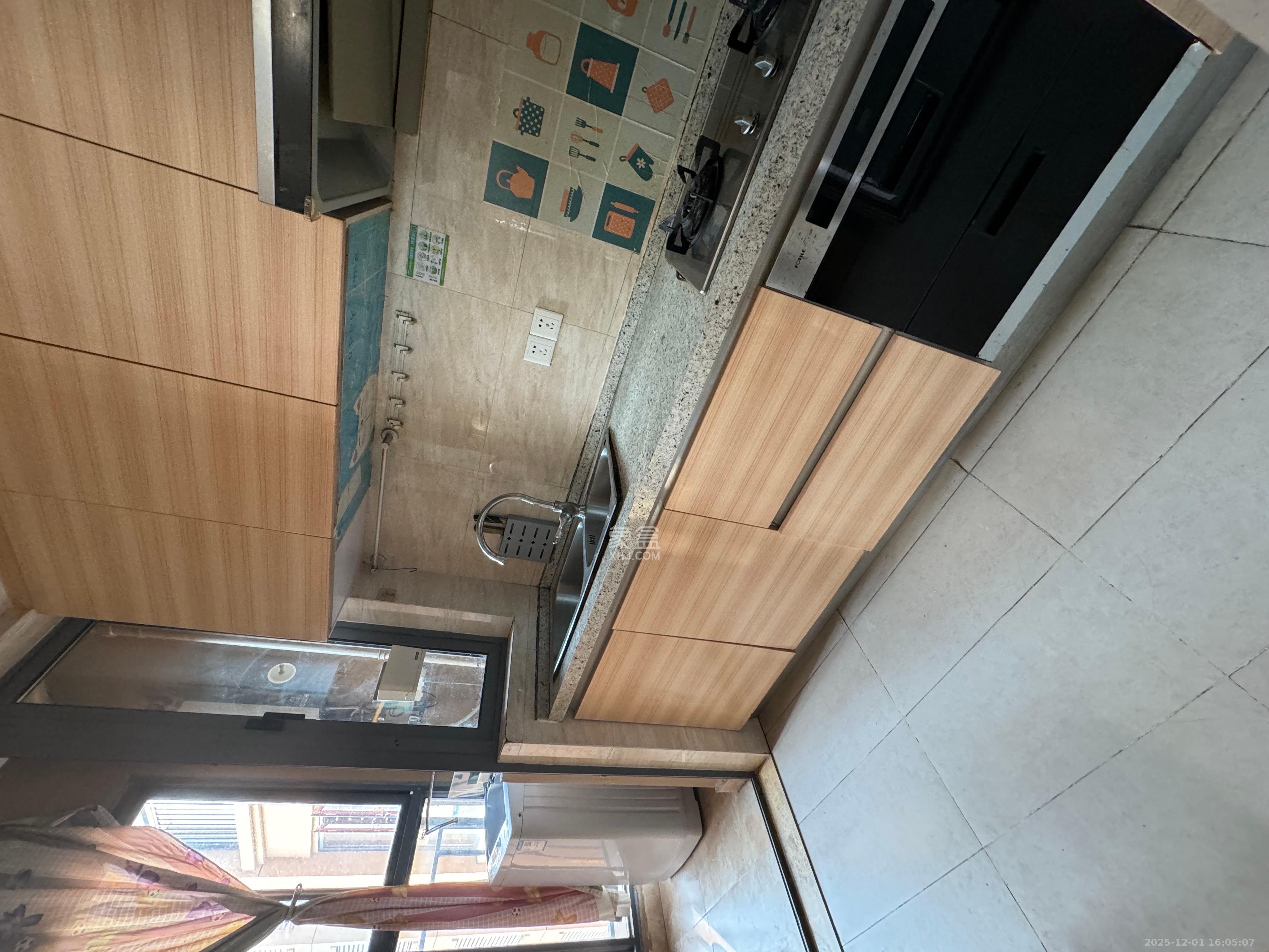 珠江郦城公园1号  3室2厅1卫    2600.0元/月室内图