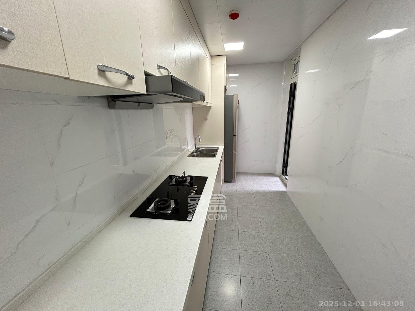 北辰三角洲E4区  3室2厅1卫    3200.0元/月室内图