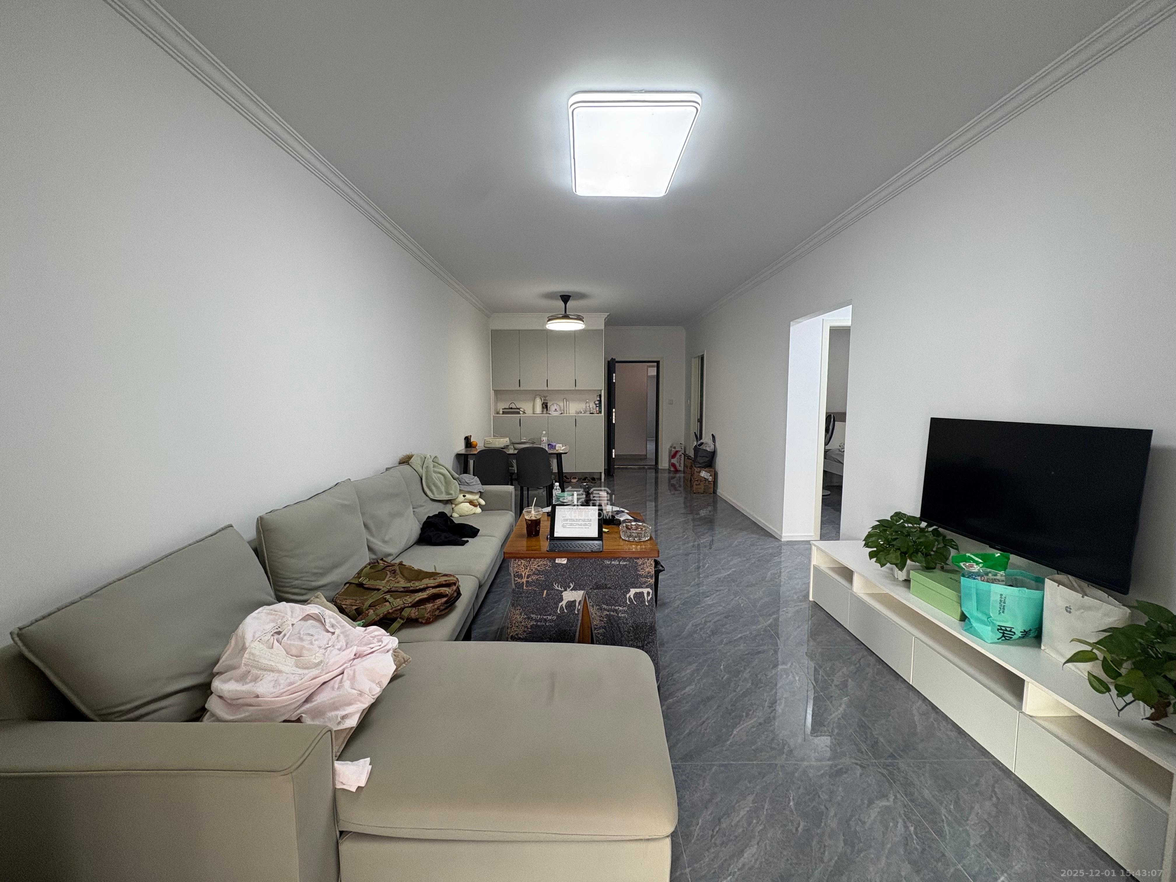 唐桂家园  2室1厅1卫    2400.0元/月