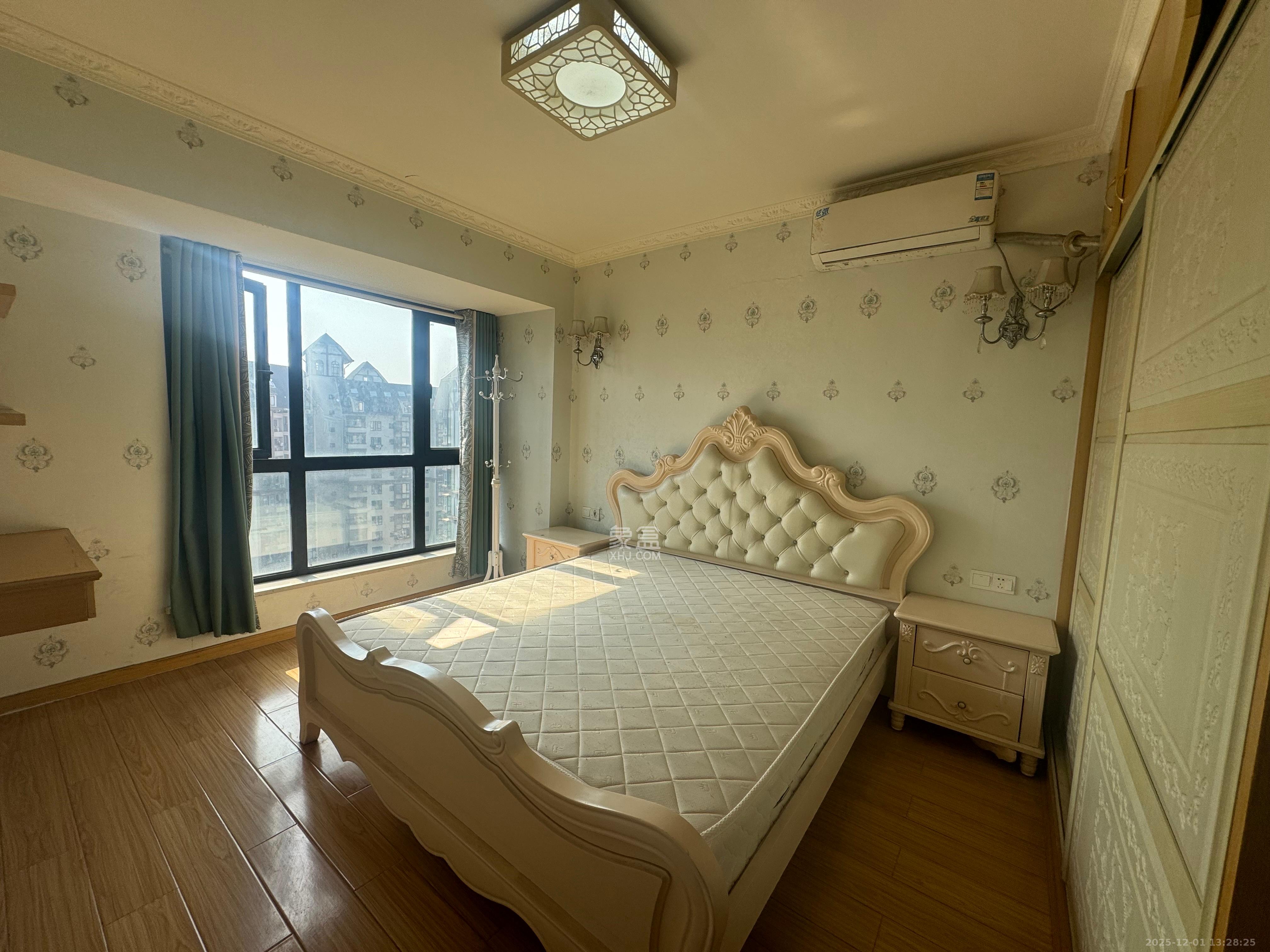 阿普阿布  3室2厅1卫    2600.0元/月