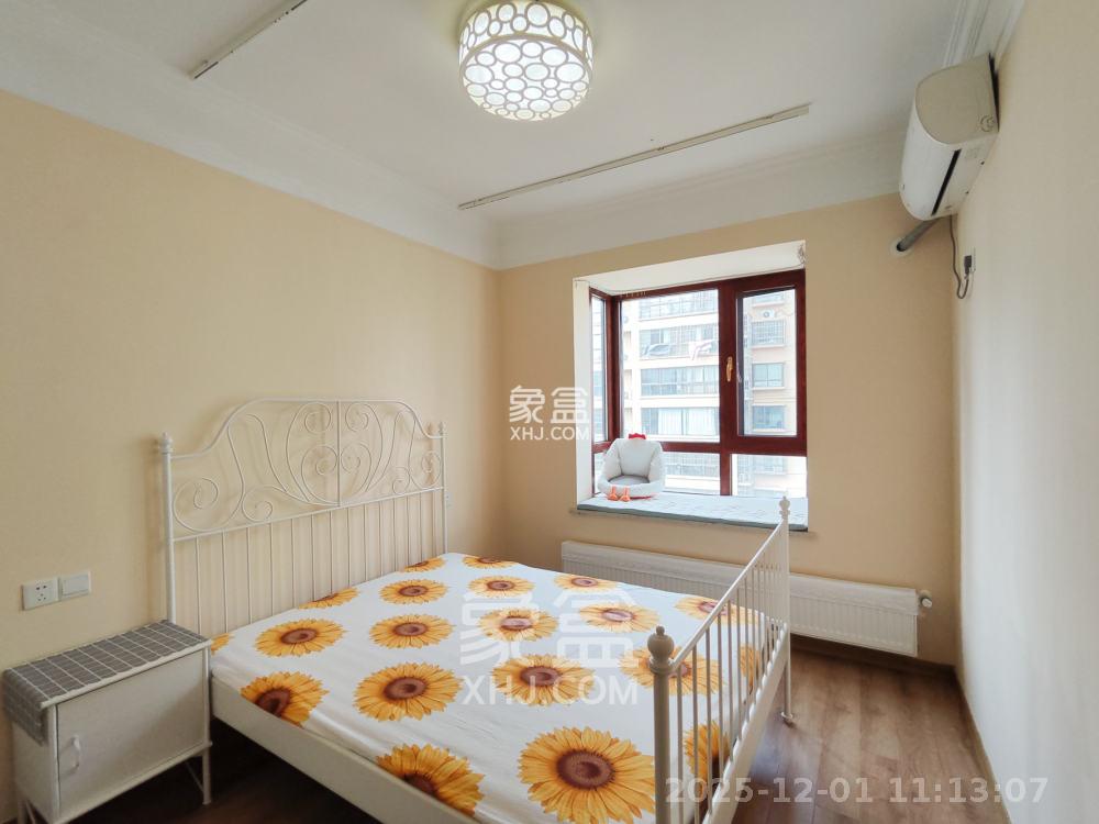 中天瑞景  3室2厅2卫    3000.0元/月室内图