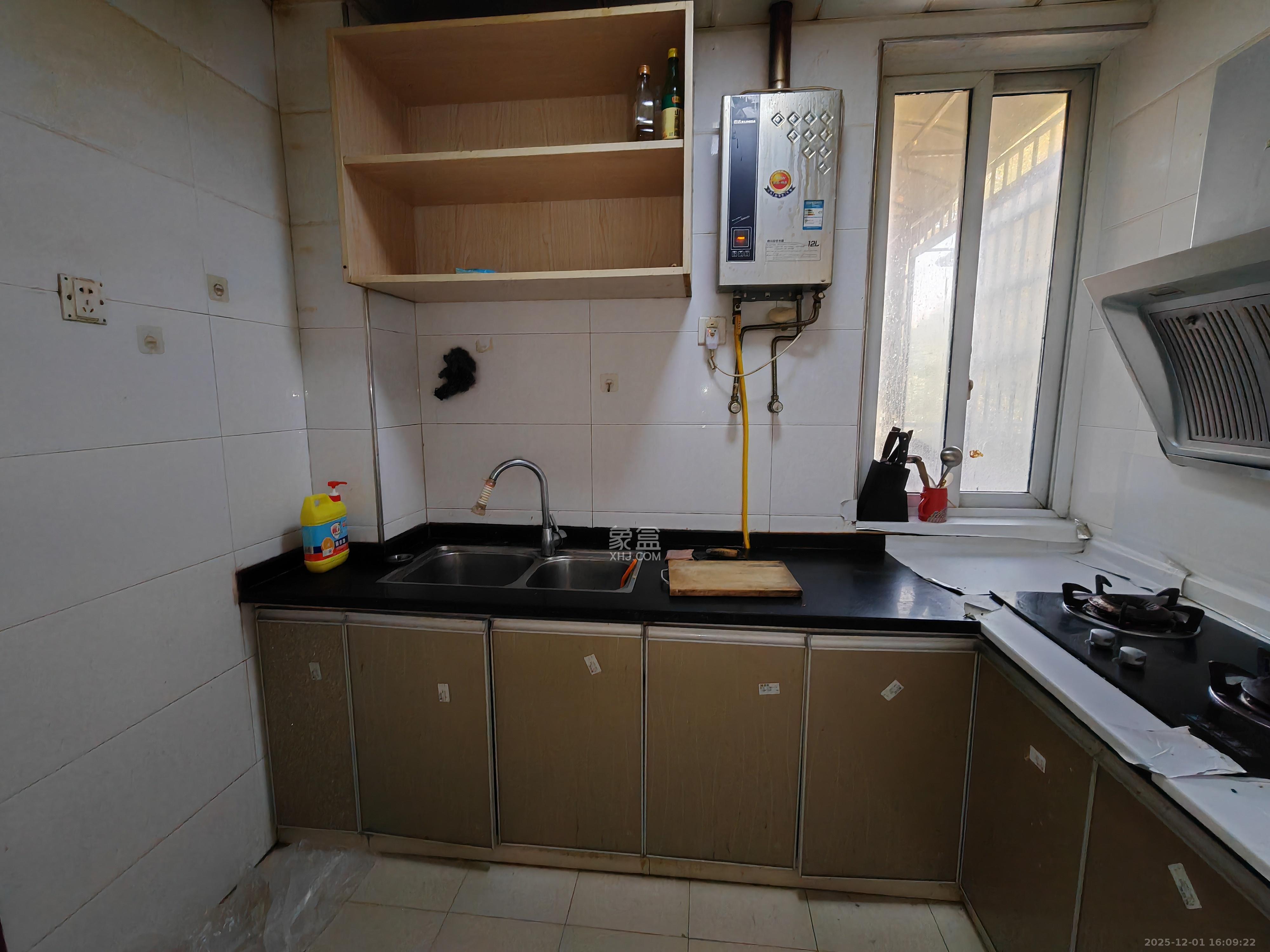 谷山庭院二期  2室2厅1卫    1300.0元/月