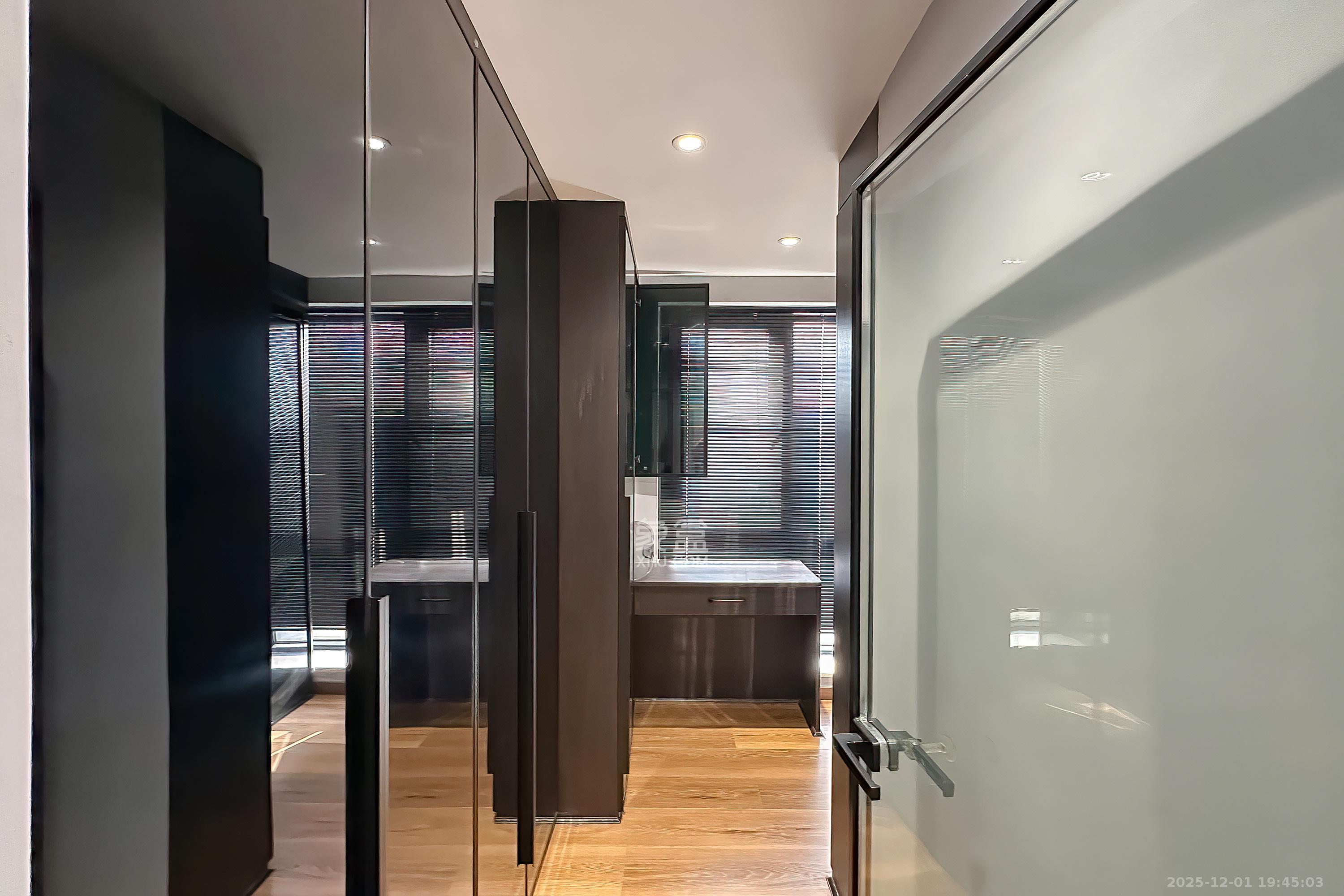 上园商住小区 3室2厅1卫 140.0万 上园商住小区 3室2厅1卫 140.0万其他