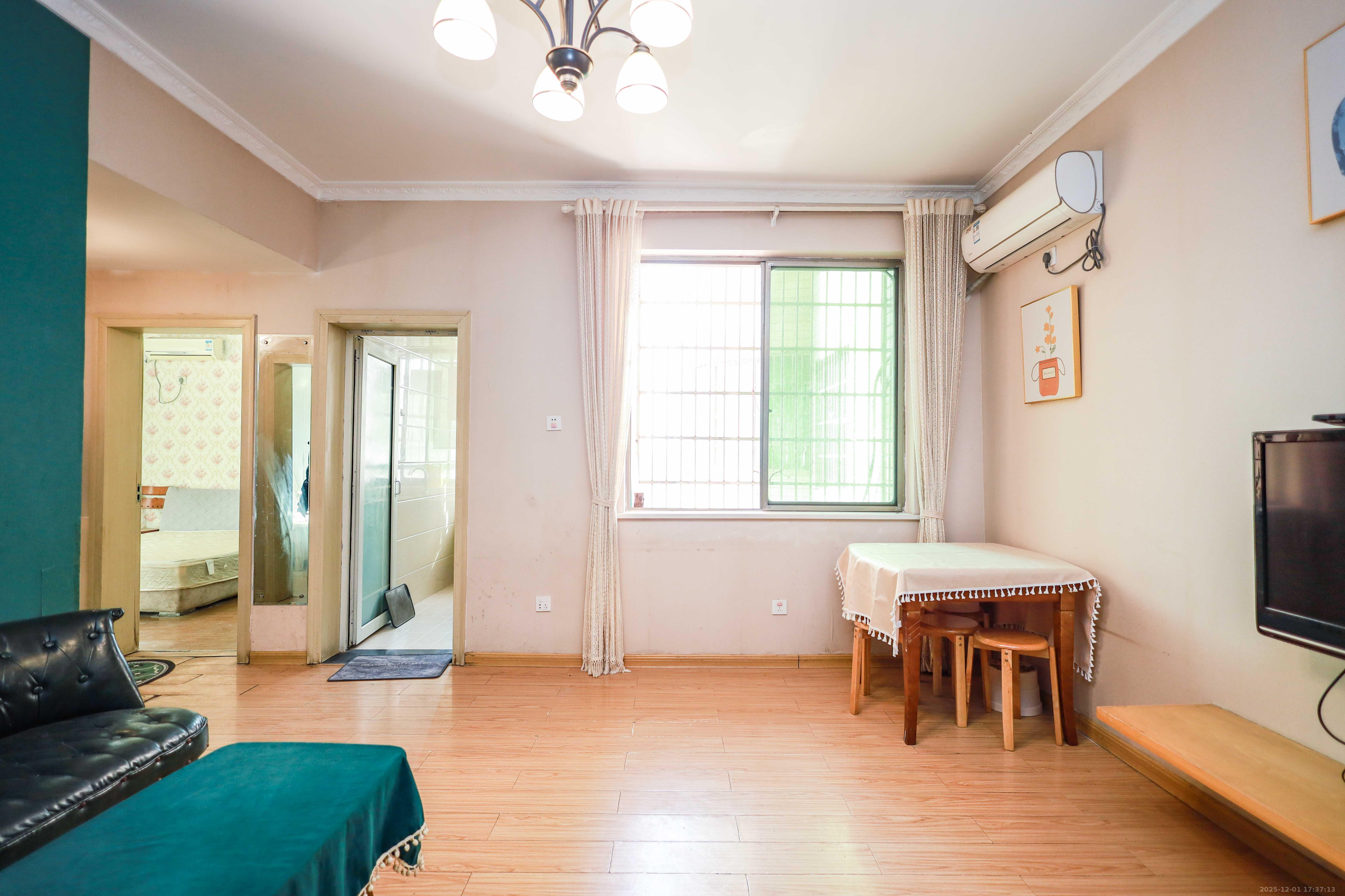 时代天骄  2室2厅2卫    46.0万