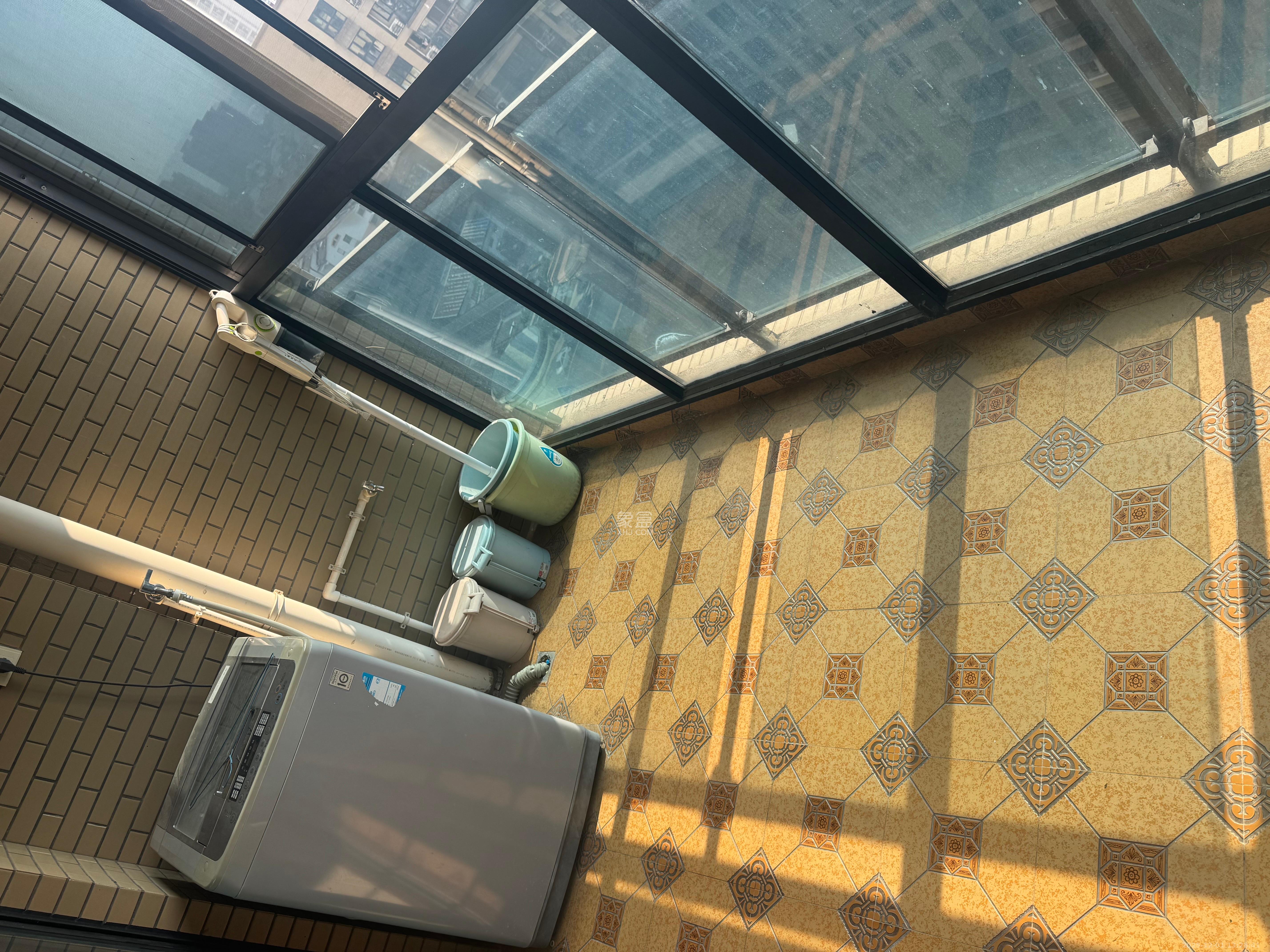 阿普阿布  3室2厅1卫    2600.0元/月室内图