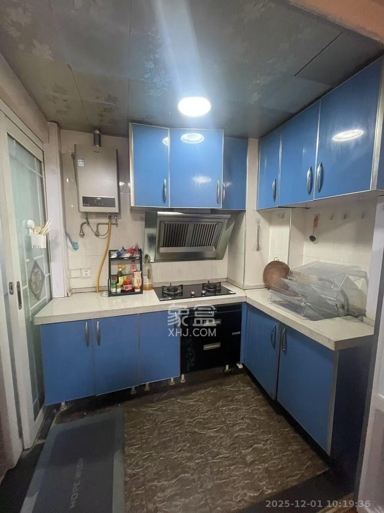 白沙晶城  1室1厅1卫    1700.0元/月