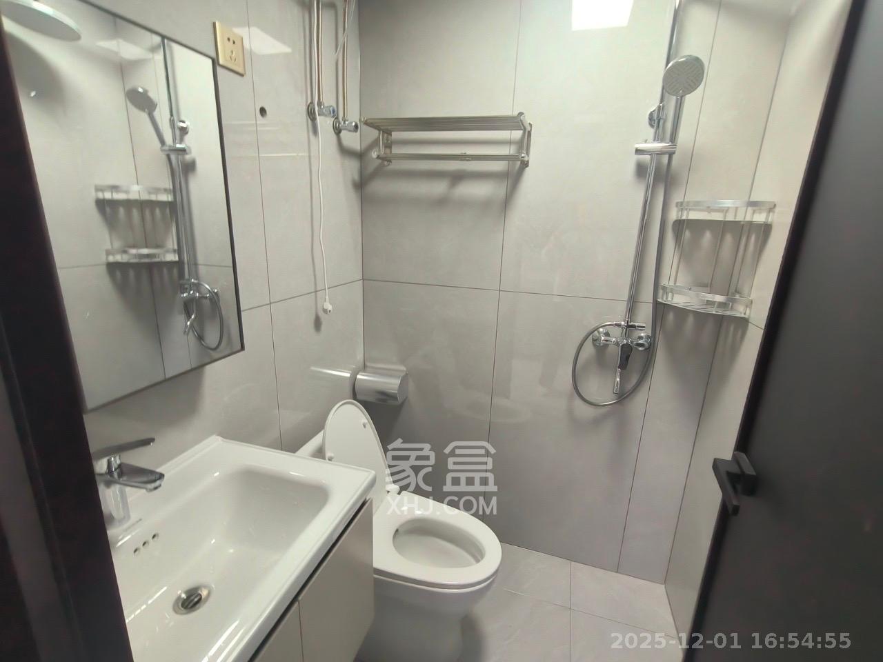 鄱阳汇金中心 1室0厅0卫 1500.0元/月 鄱阳汇金中心 1室0厅0卫 1500.0元/月室内图