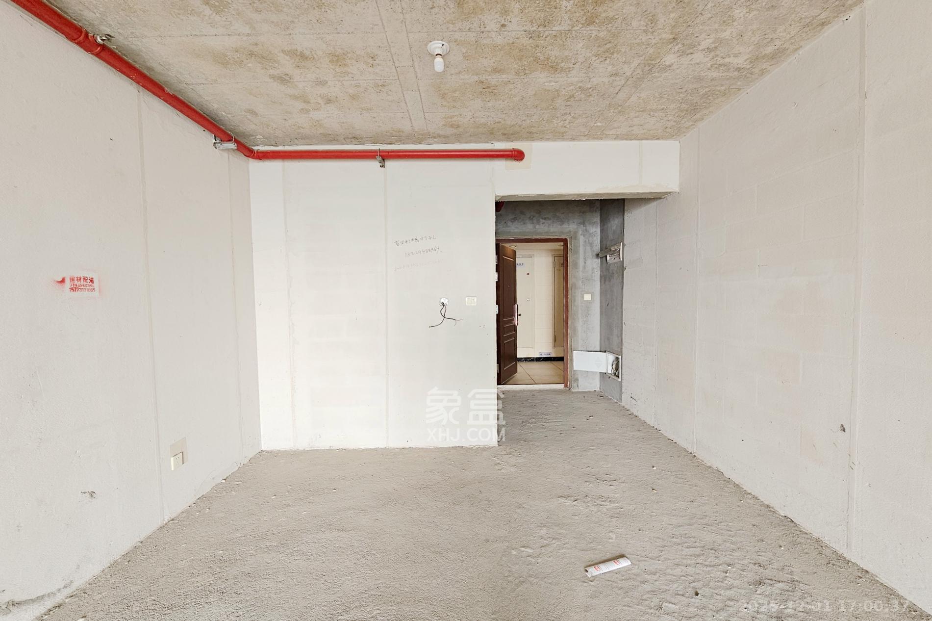 阳光城尚东湾凌云府  3室2厅2卫    110.0万客厅