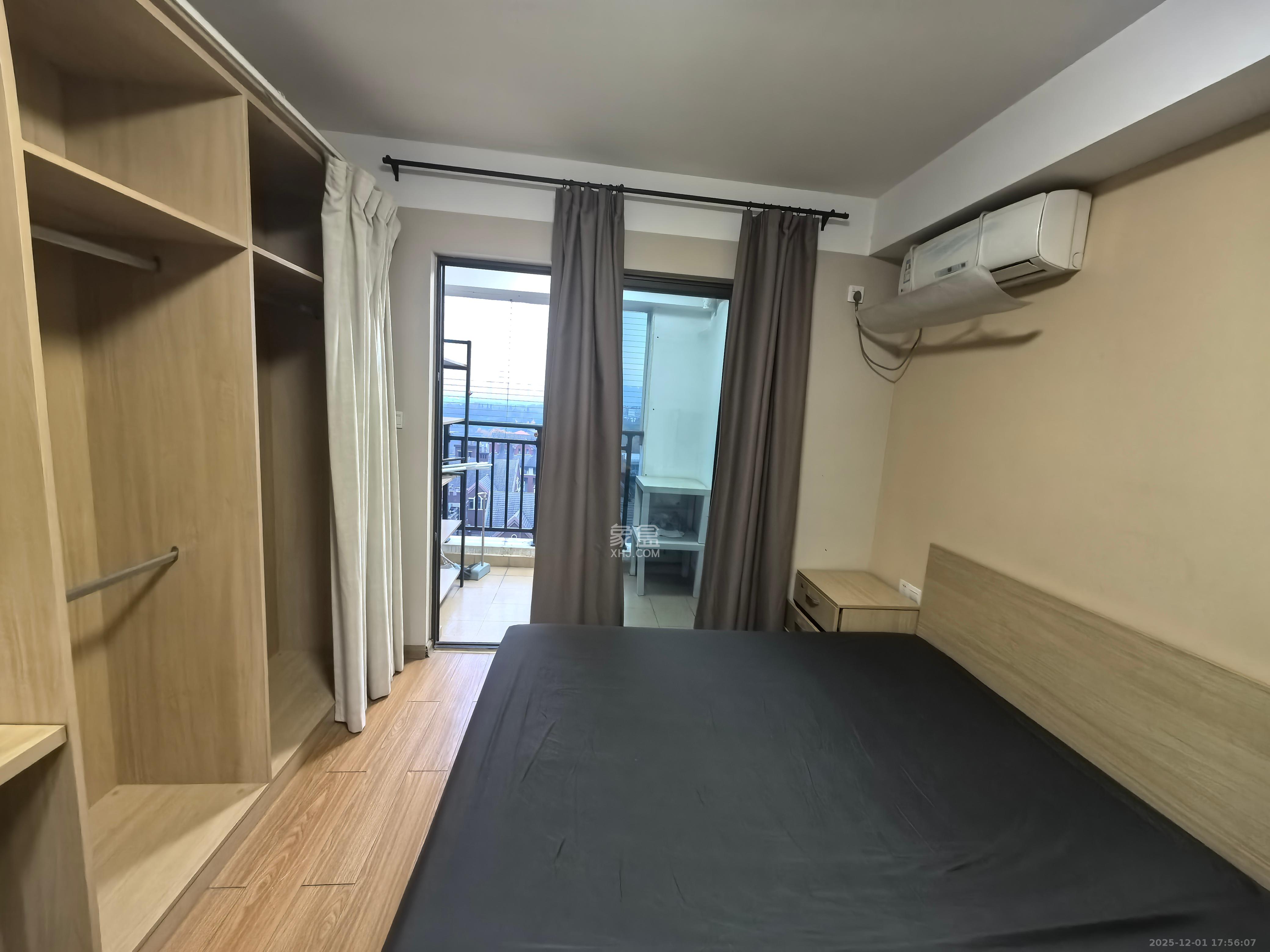 万科白鹭郡  1室1厅1卫    1300.0元/月