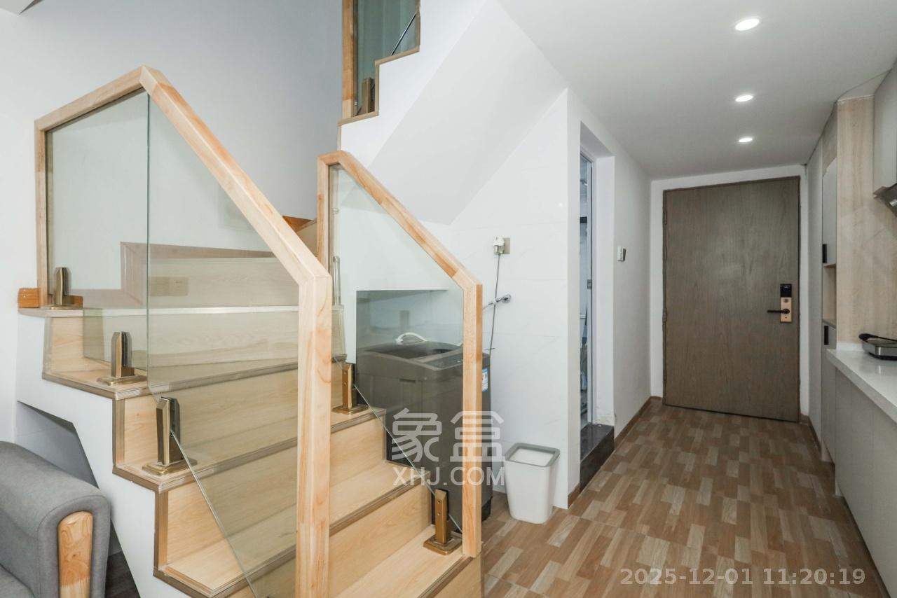 福晟翡翠湾  1室0厅0卫    2000.0元/月室内图