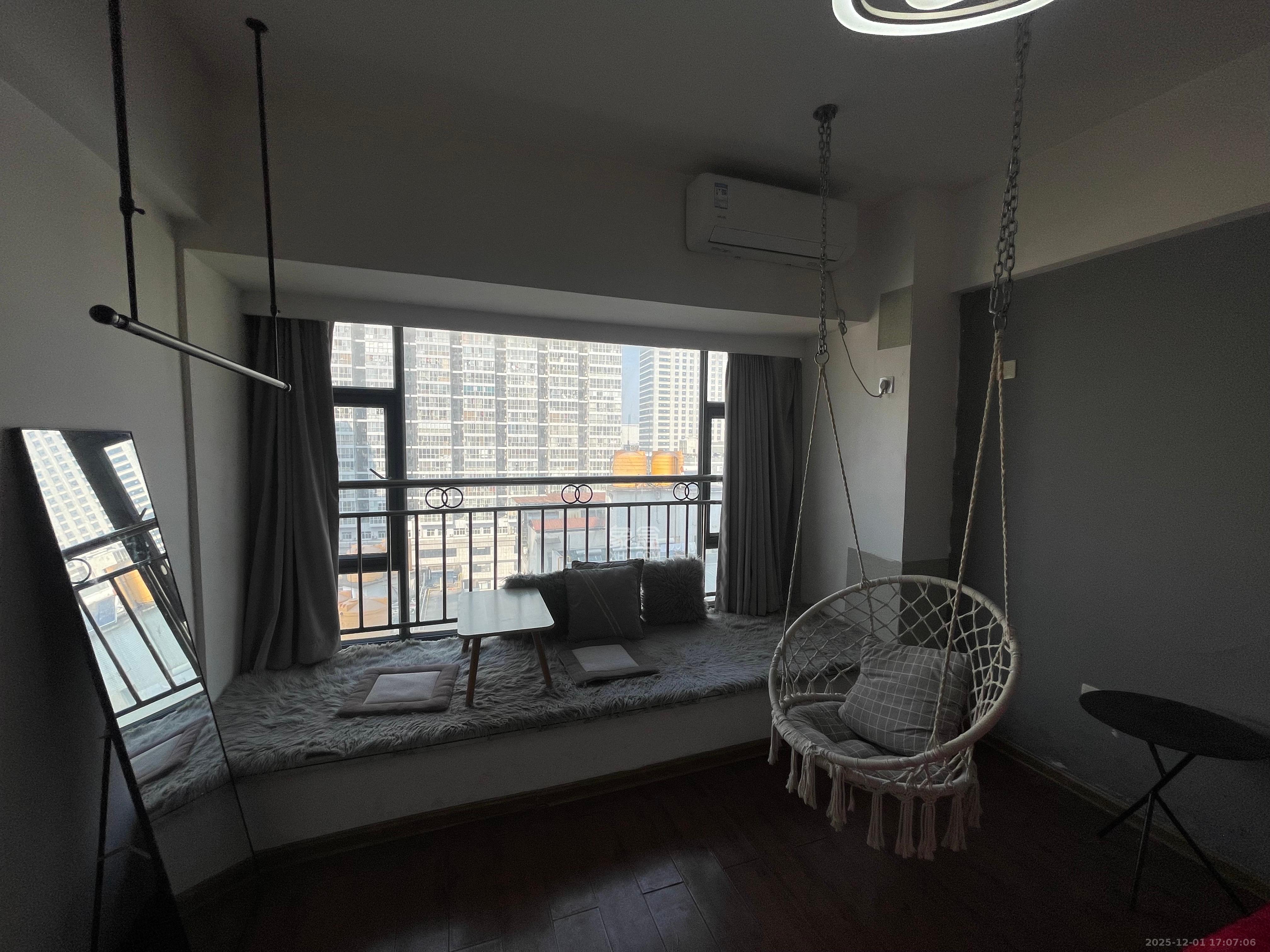 蚂蚁工房  1室1厅1卫    1800.0元/月室内图