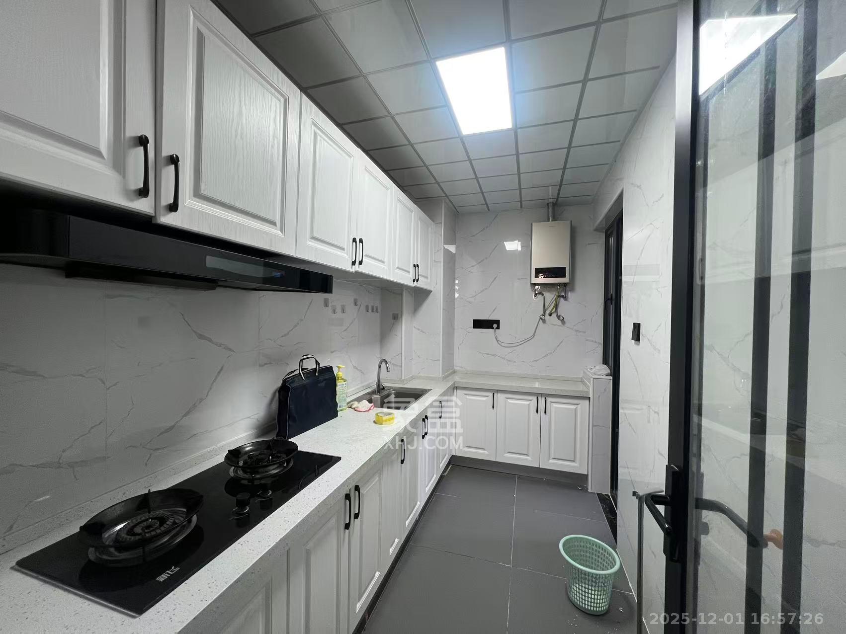 长房东旭国际 3室2厅2卫 3000.0元/月 长房东旭国际 3室2厅2卫 3000.0元/月室内图