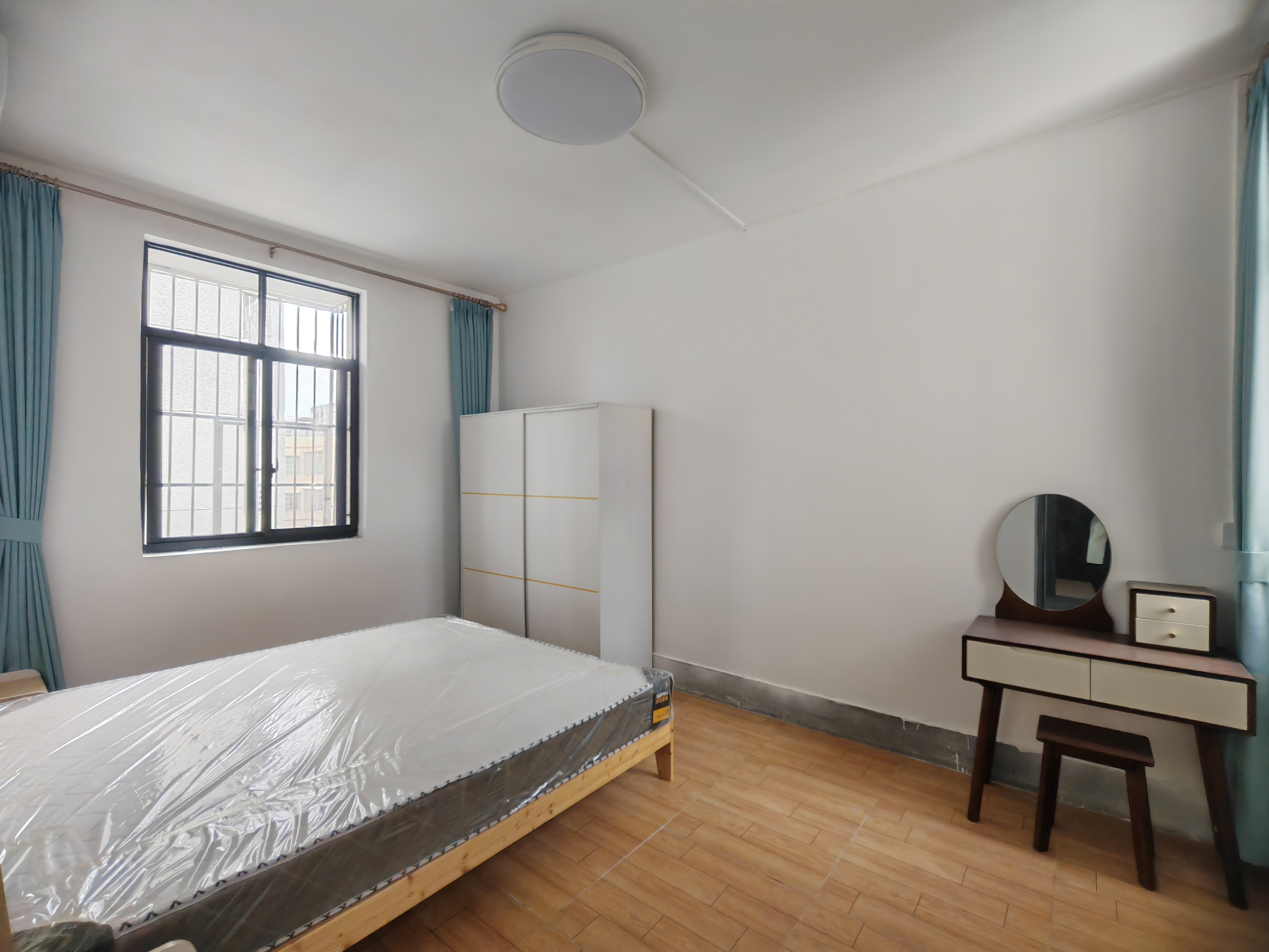 琼山教育局  3室2厅1卫    1800.0元/月室内图