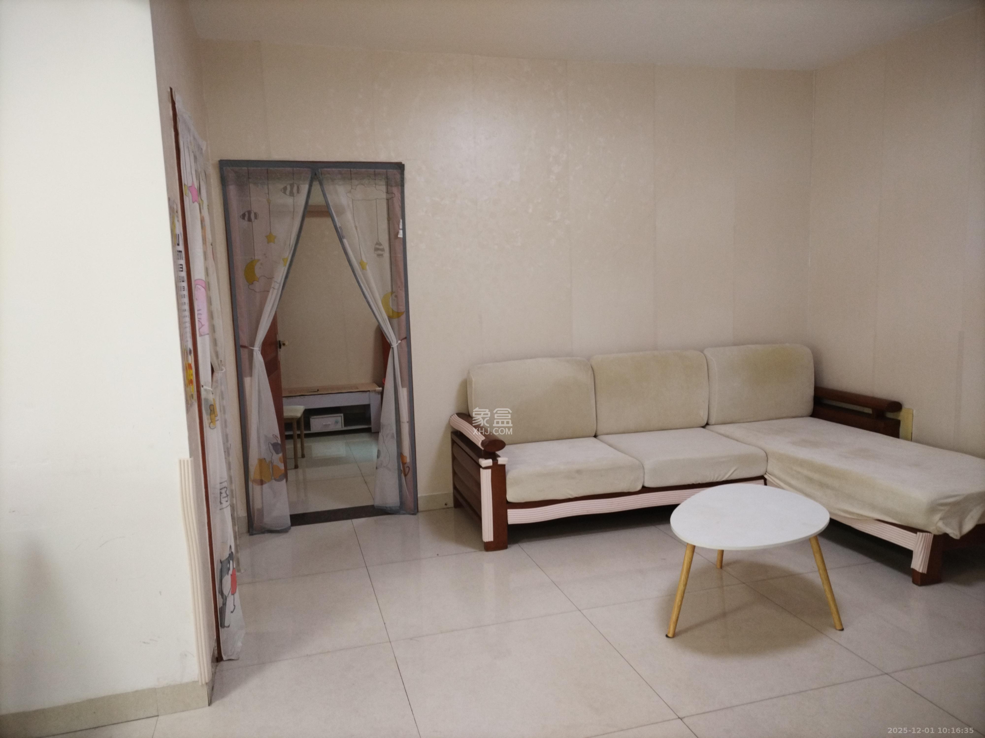 天下一家  2室1厅1卫    2000.0元/月