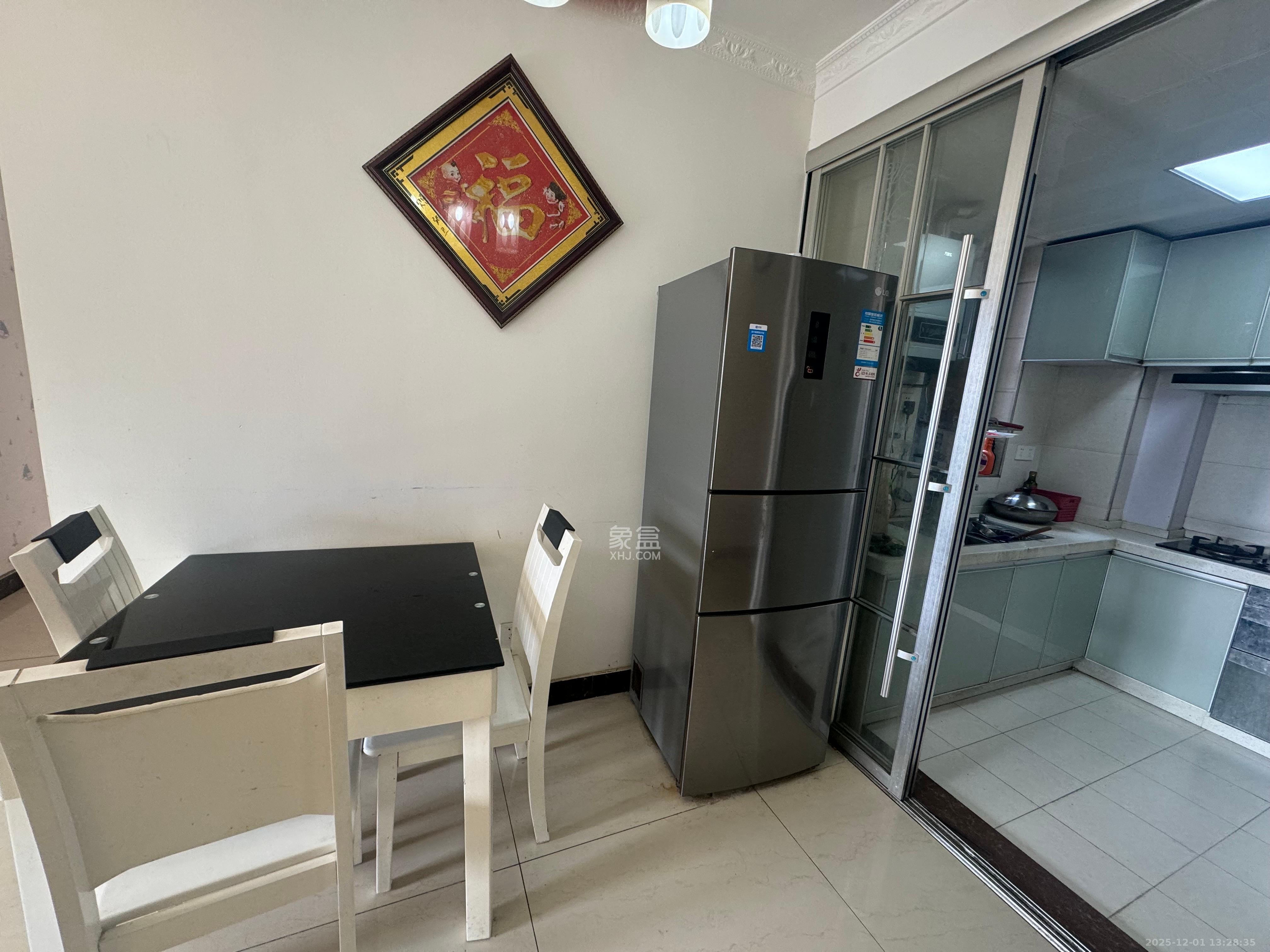 阿普阿布  3室2厅1卫    2600.0元/月室内图