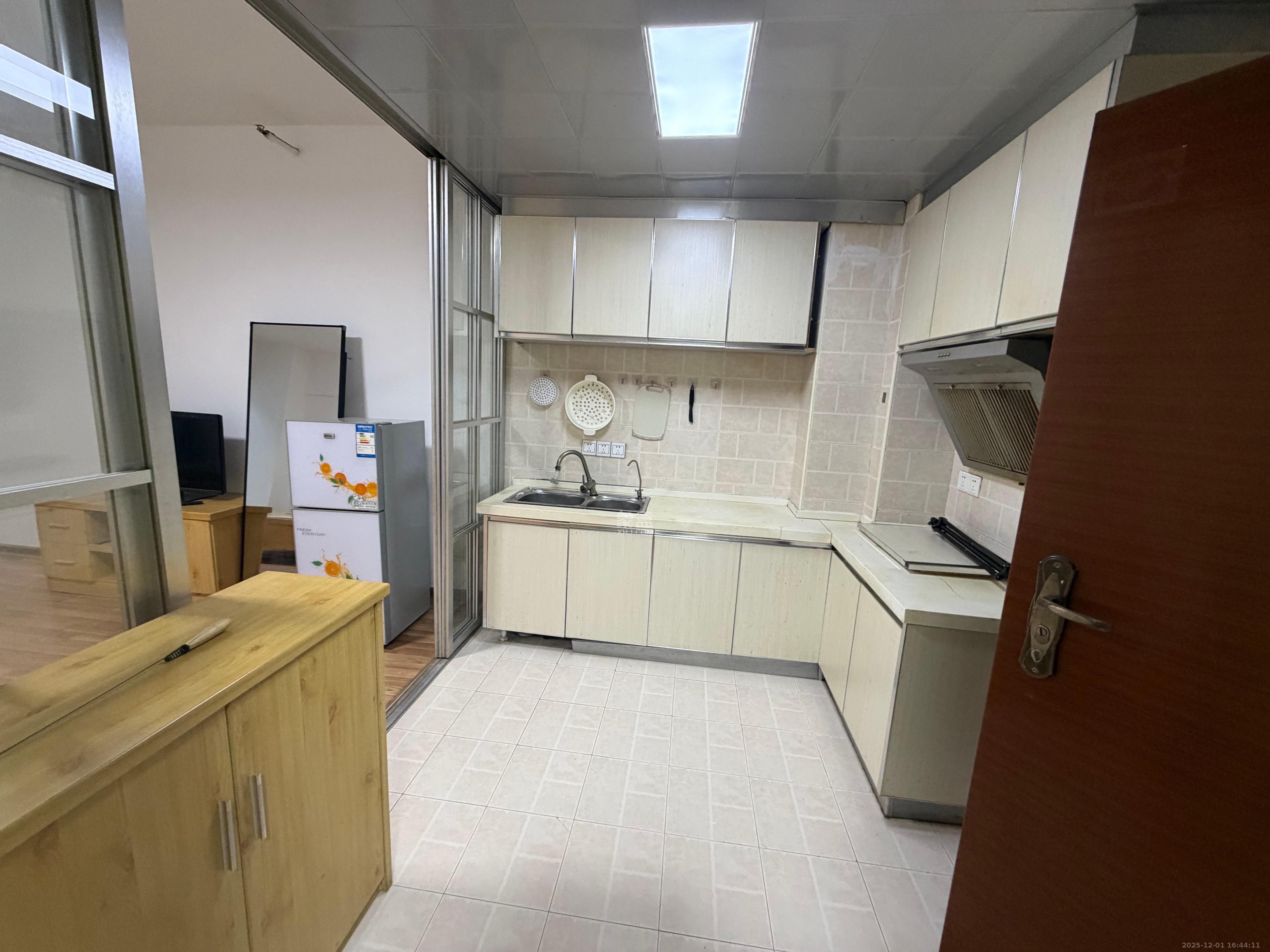 万博汇  1室1厅1卫    1500.0元/月室内图