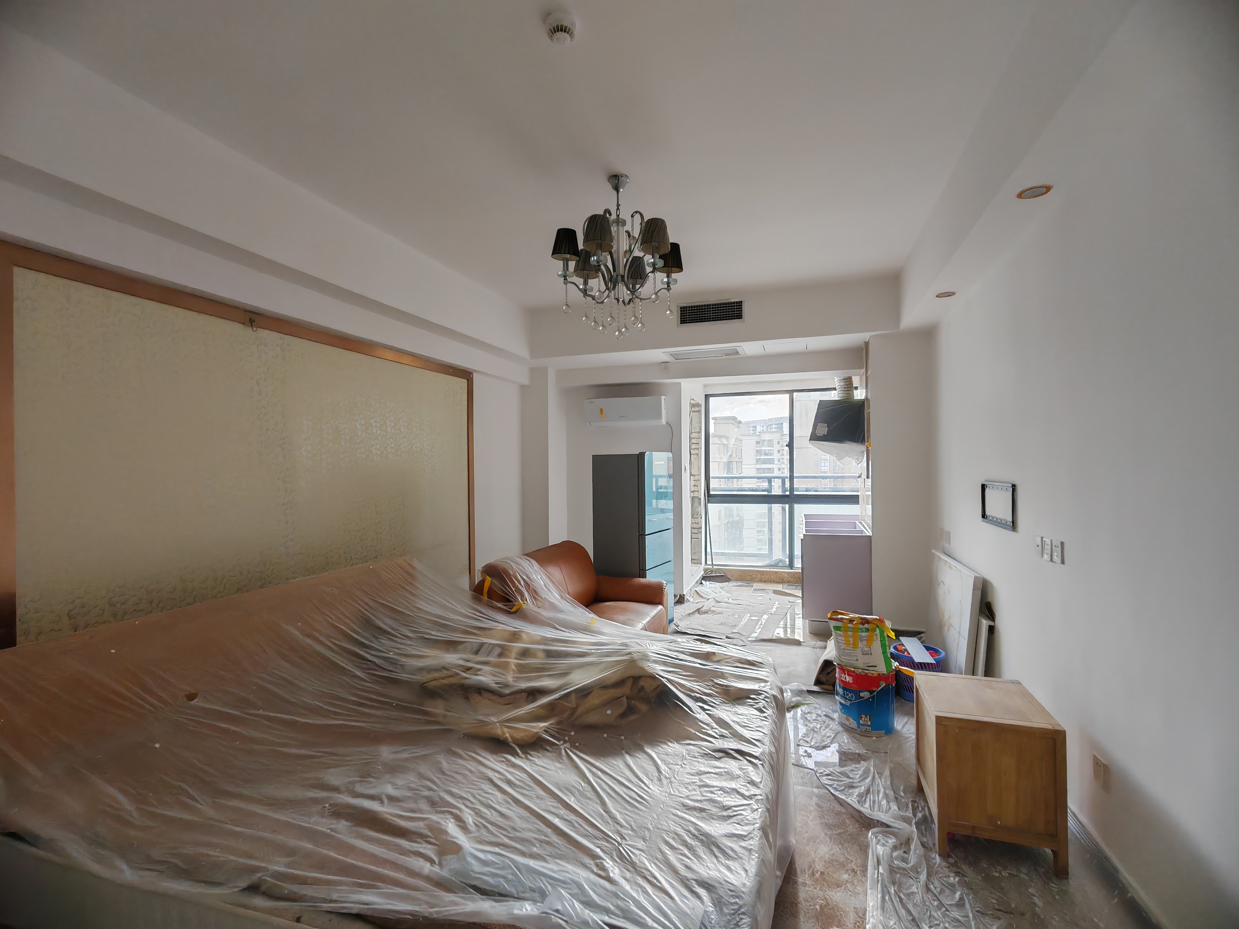 正大豪庭  1室0厅1卫    52.0万客厅