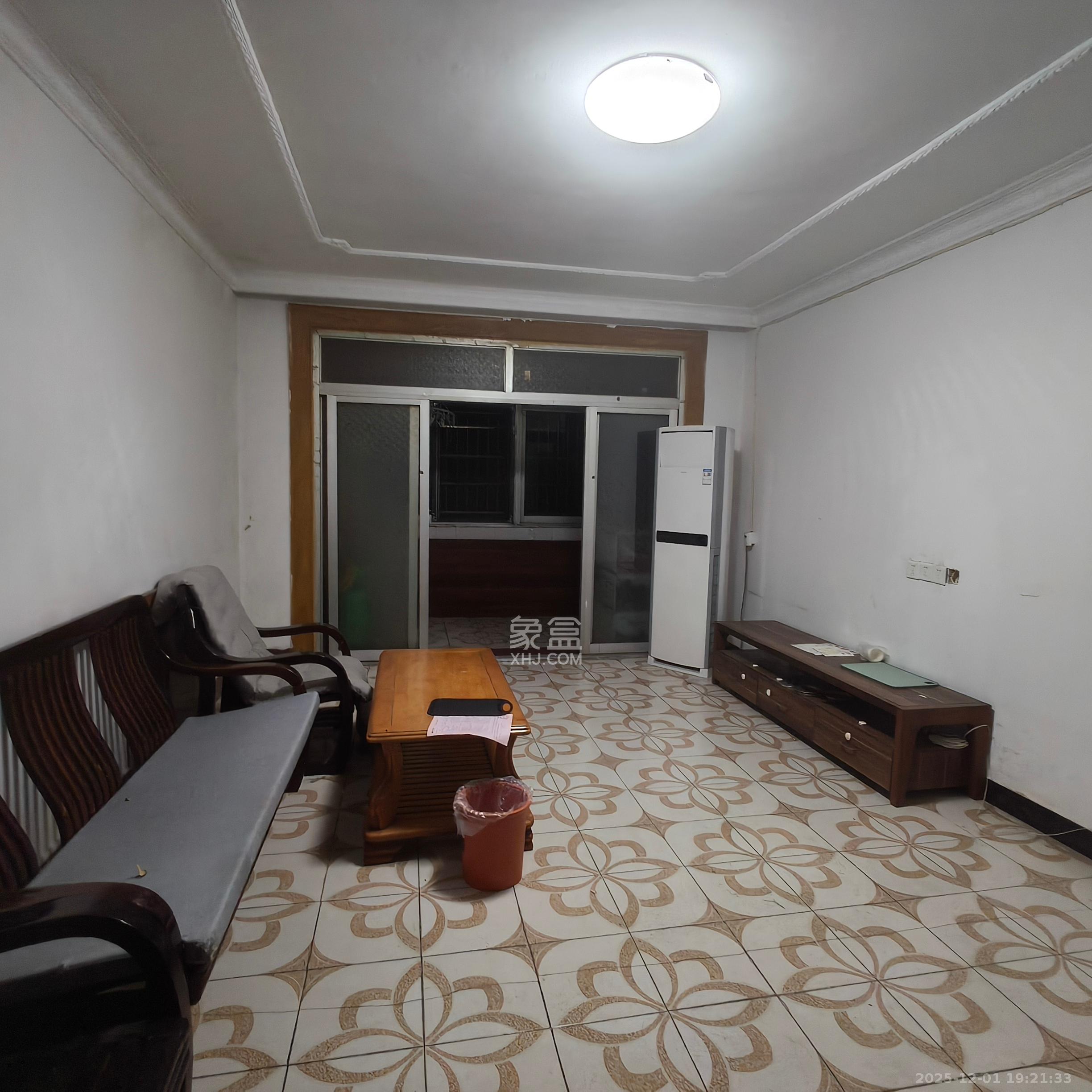 恒达花园 2室2厅1卫 1600.0元/月 恒达花园 2室2厅1卫 1600.0元/月室内图