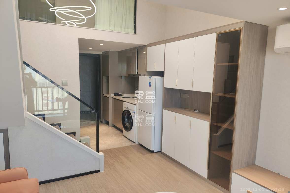 中一鲲出(鲲鹏府) 1室0厅0卫 2400.0元/月 中一鲲出(鲲鹏府) 1室0厅0卫 2400.0元/月室内图