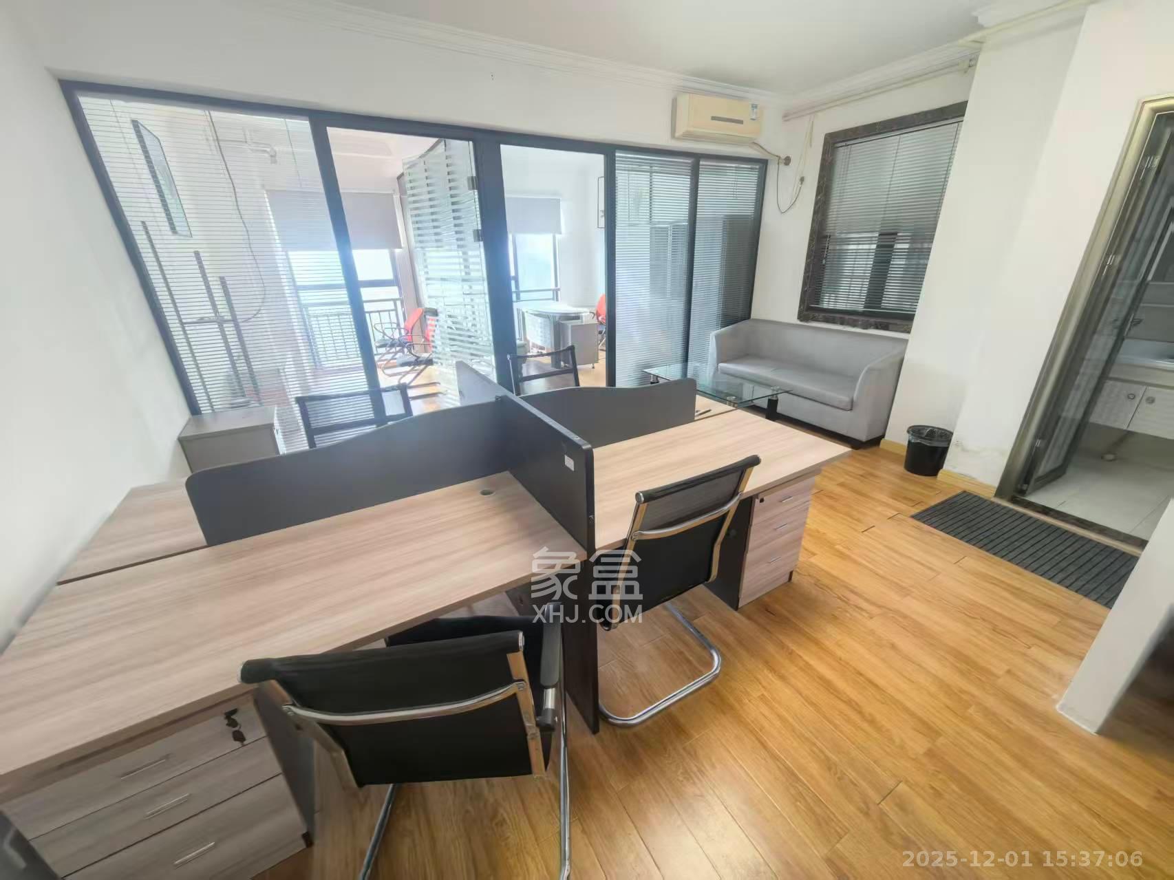 喜地时代广场（中环大厦）   54.76㎡      2100.0元/月