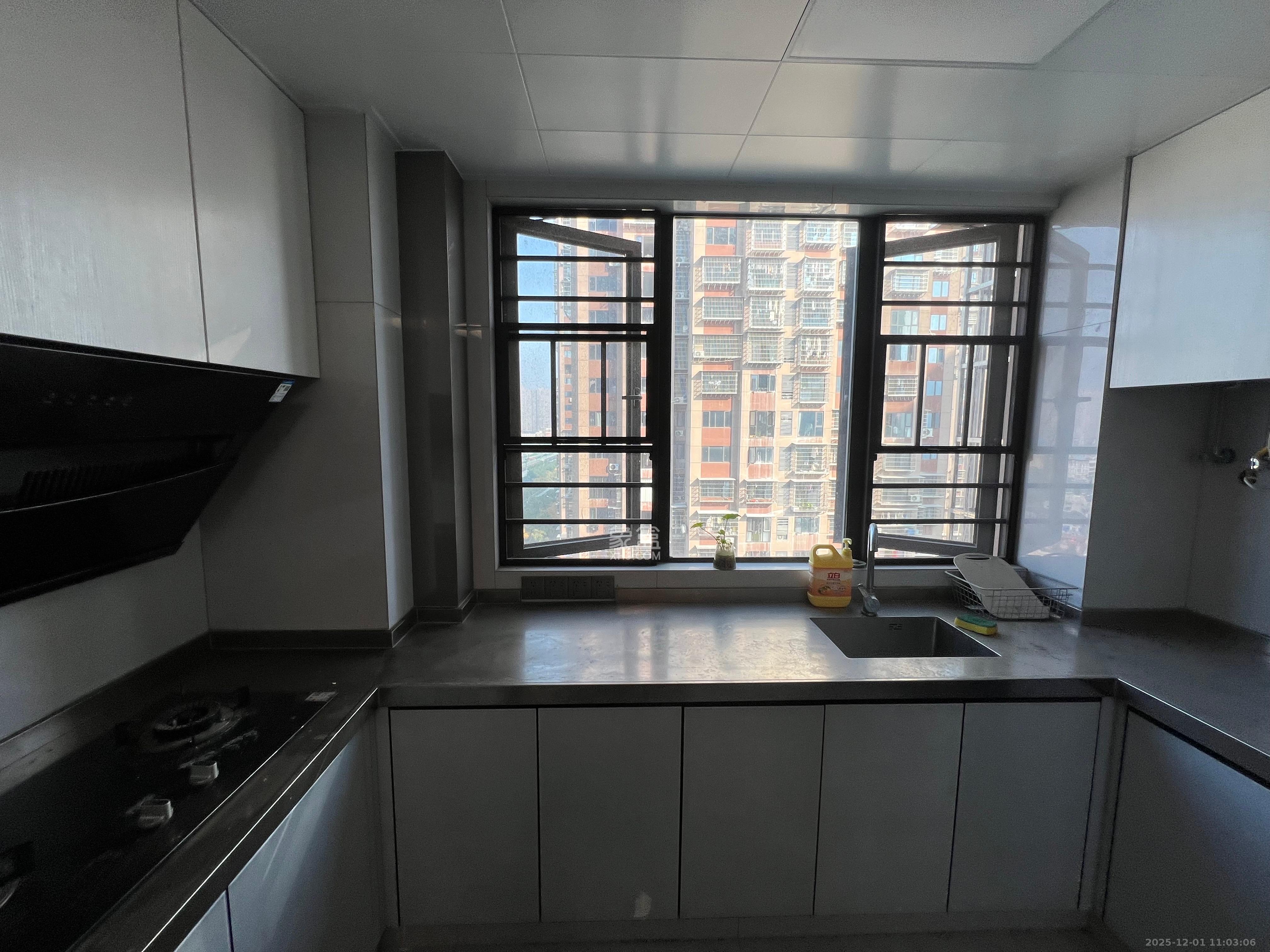 金塘家园  2室2厅1卫    1700.0元/月室内图