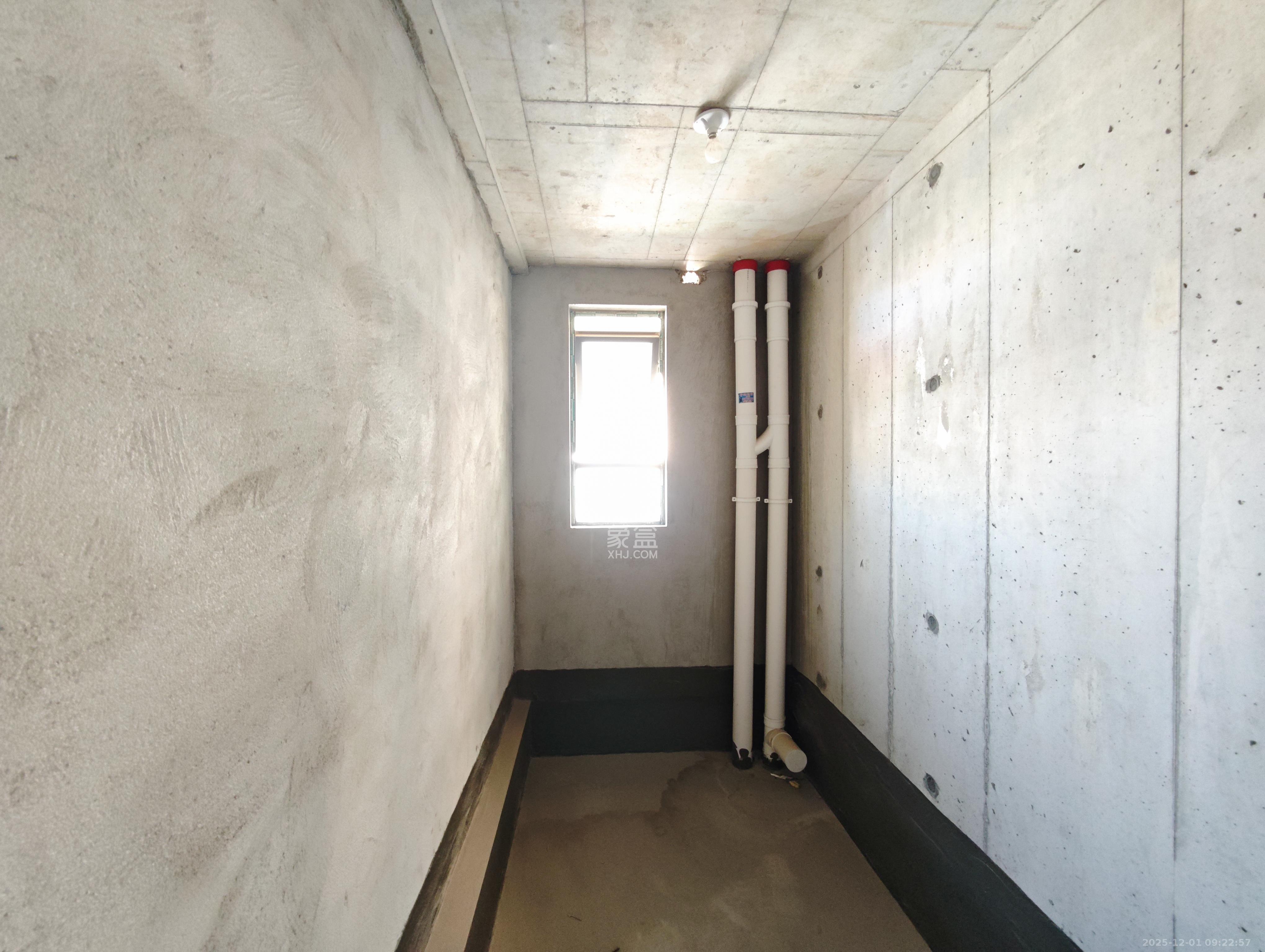 伊景园滨河苑  3室2厅2卫    68.0万卫生间