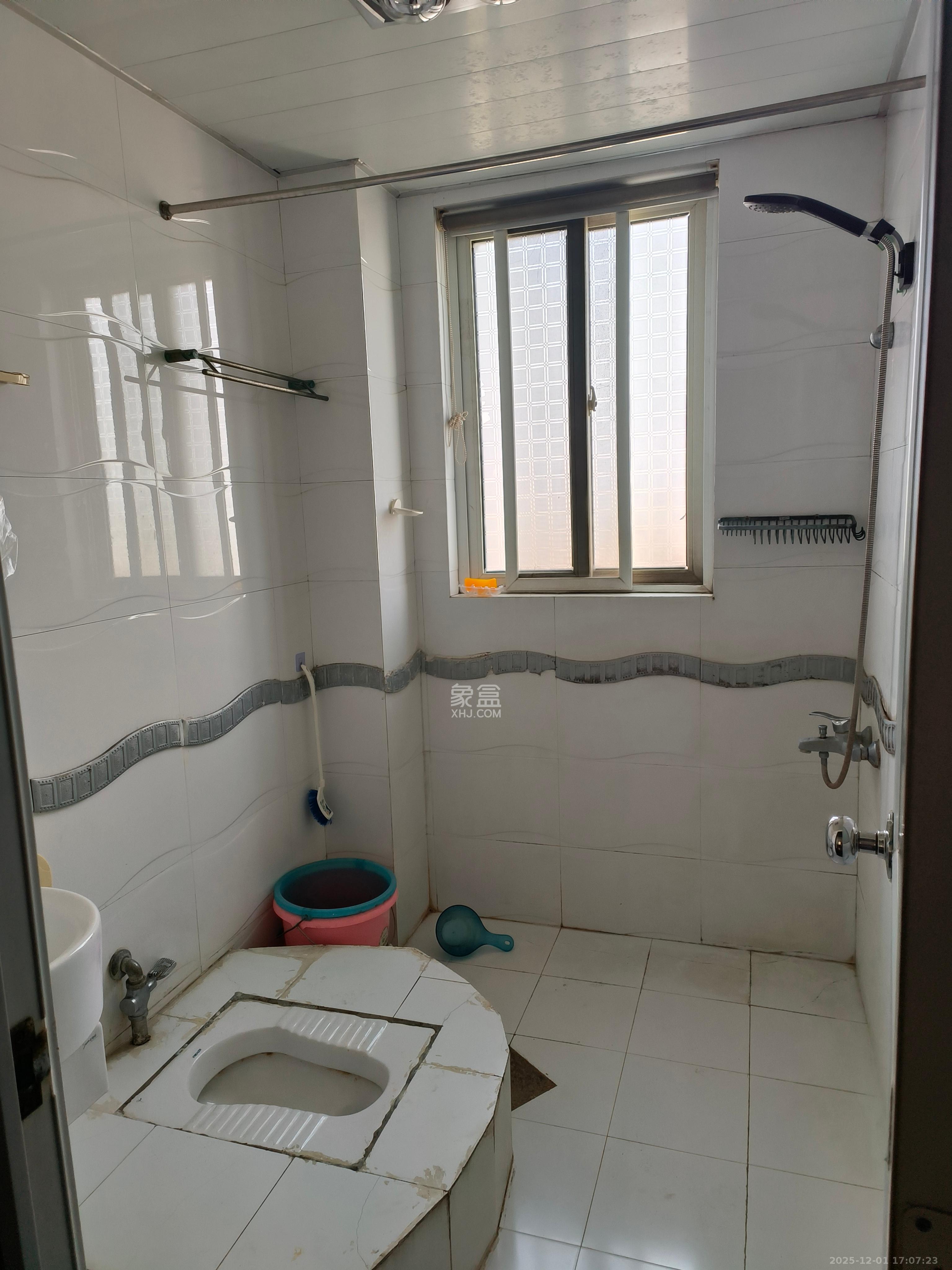 滨湖嘉园（湖滨小区）  1室0厅0卫    2600.0元/月室内图