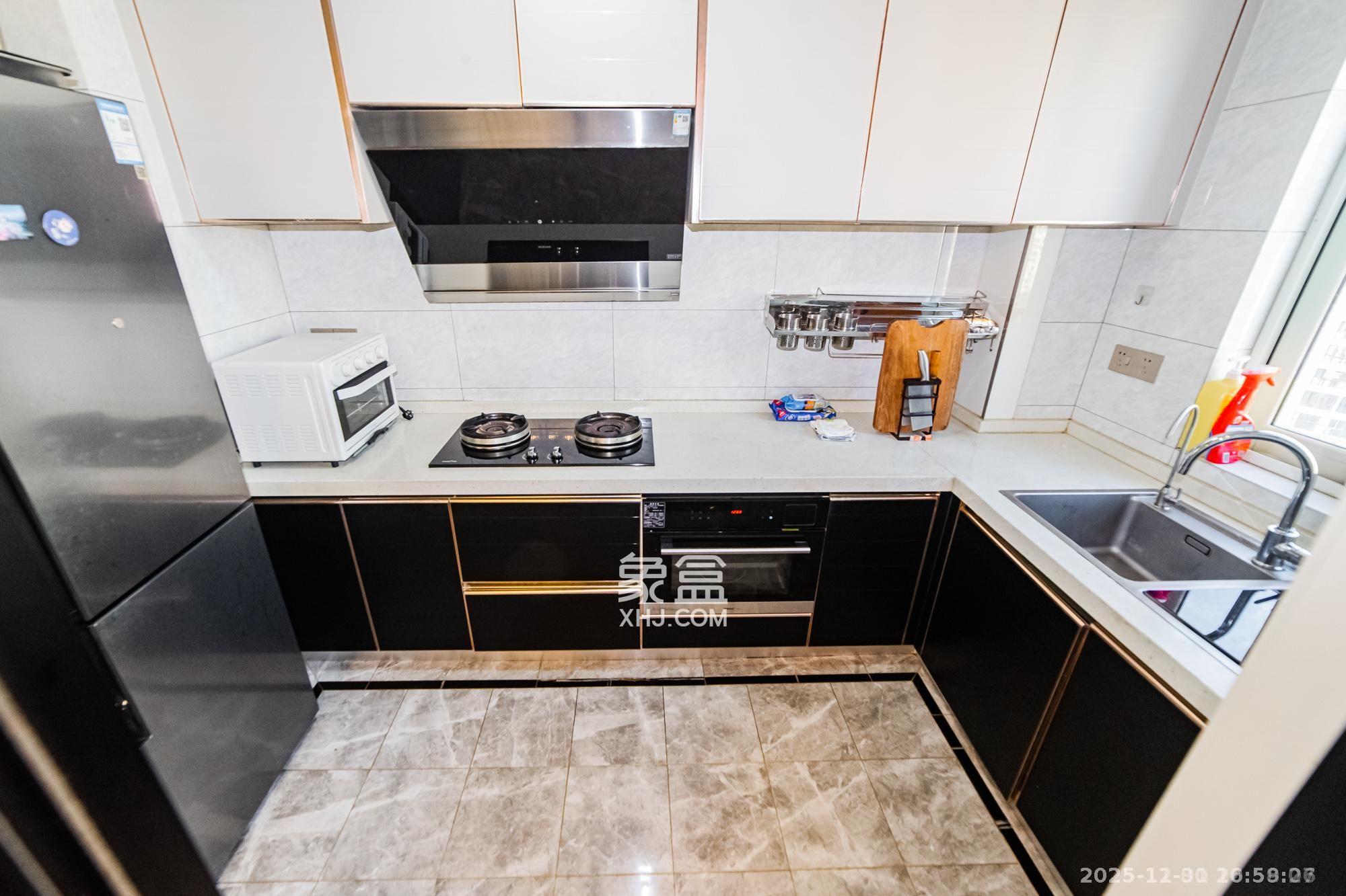 北辰三角洲E4区 4室2厅2卫 5200.0元/月 北辰三角洲E4区 4室2厅2卫 5200.0元/月室内图